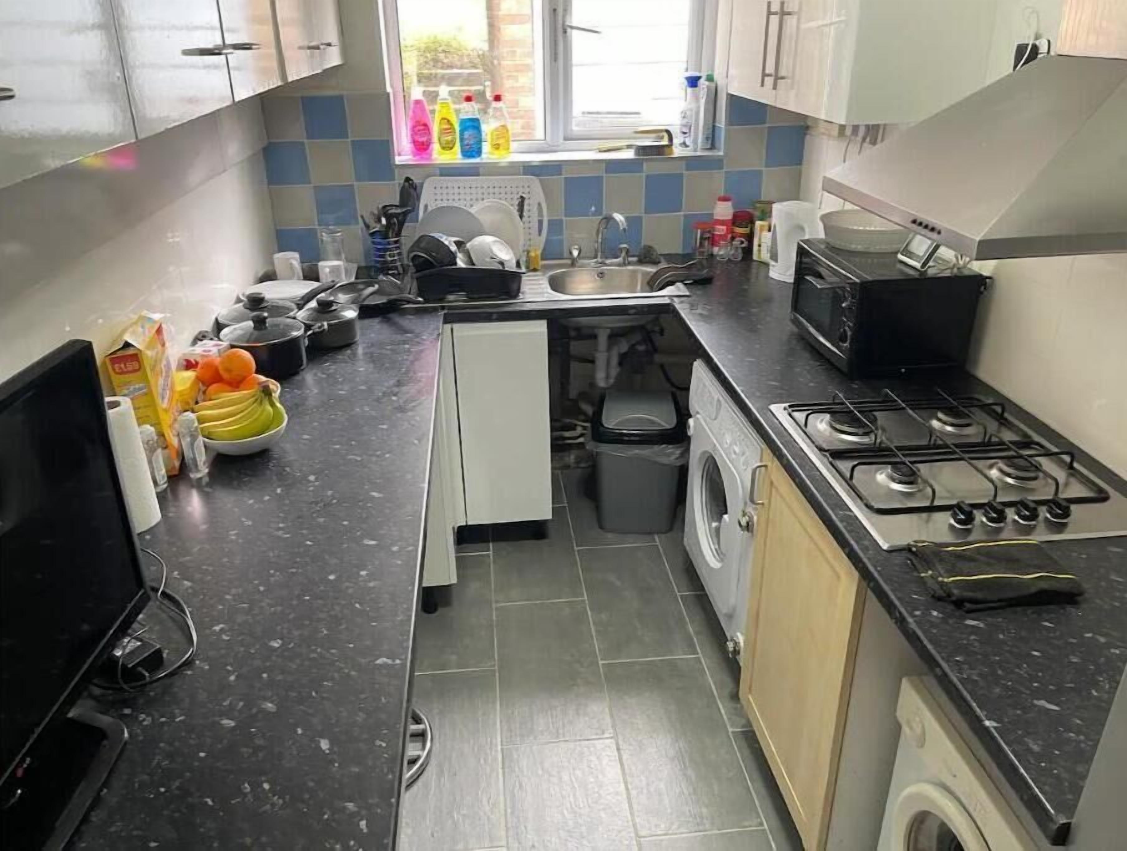 Wembley Home, 25mins To Central London\n\n