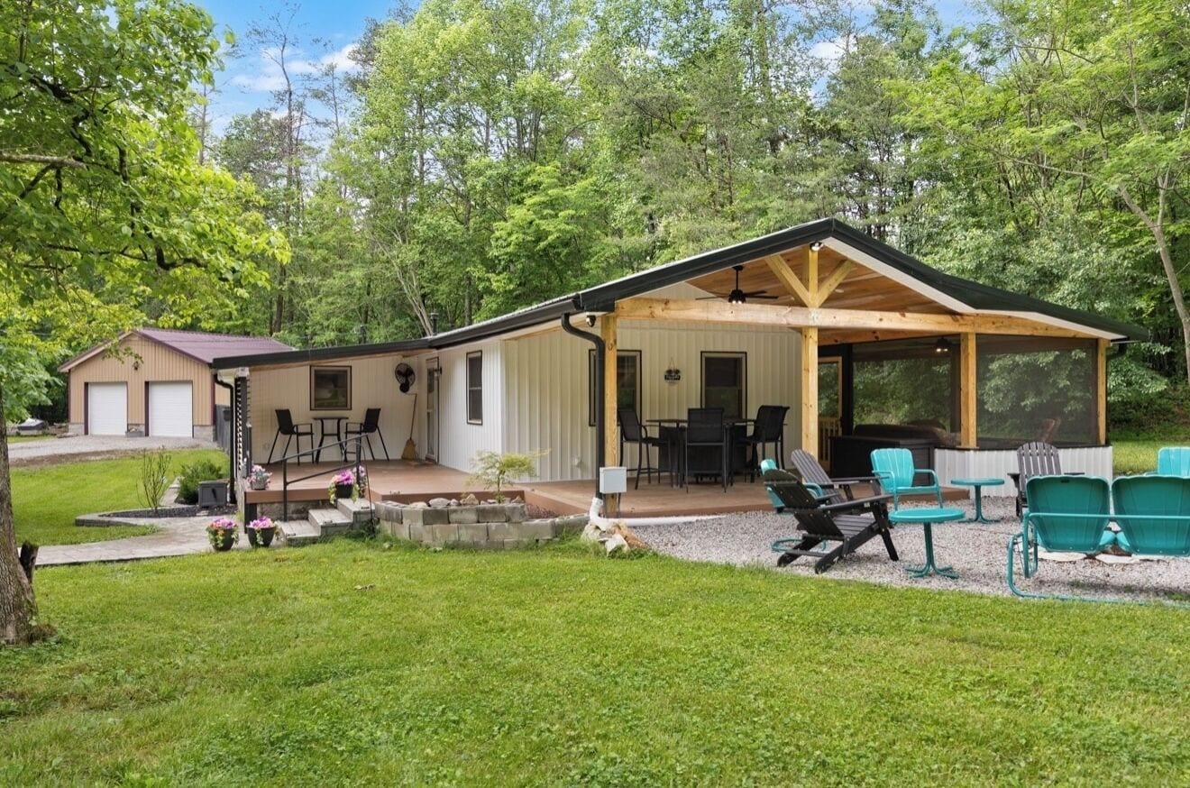 Home/ Sleep 14/ Lake/ 2Bath/ 4Bed/ Near Boat Ramp/ Pet Friendly