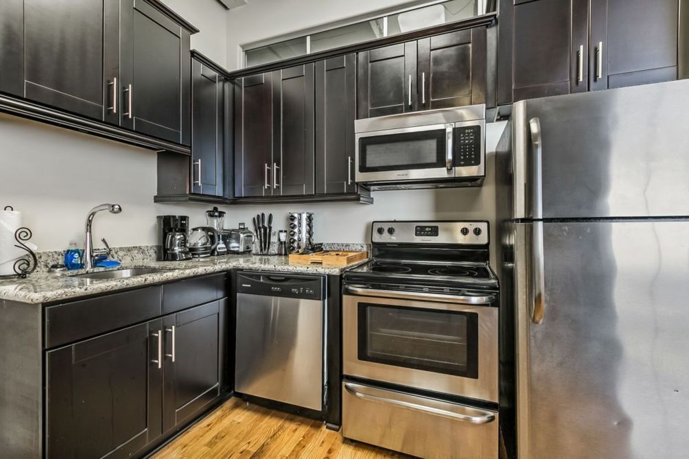 Beautifully Designed 1BR Space Near French Quarter