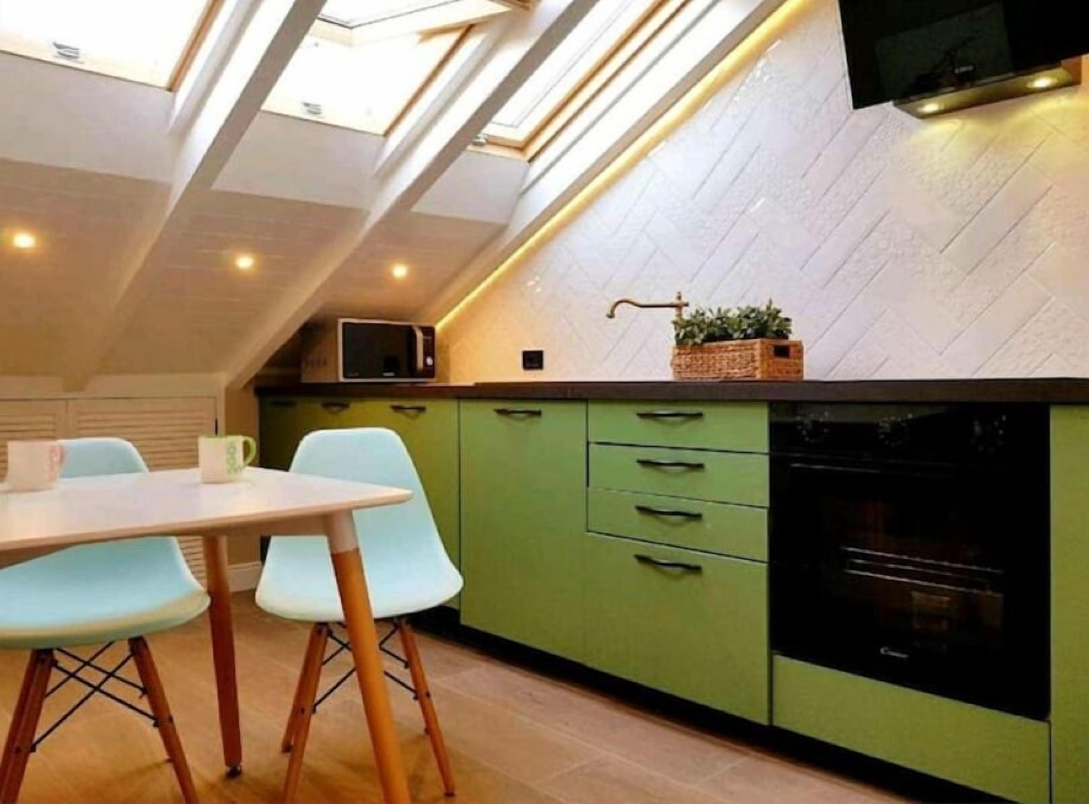 Beautiful attic Parisian center Milan-SanSiro