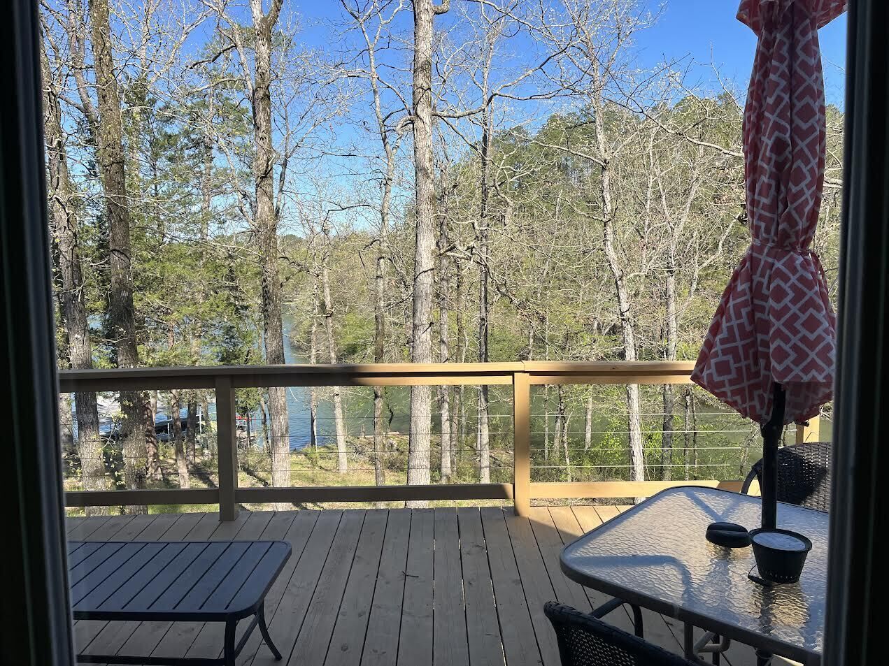 Cabin #4 Italian Flair on the Lake