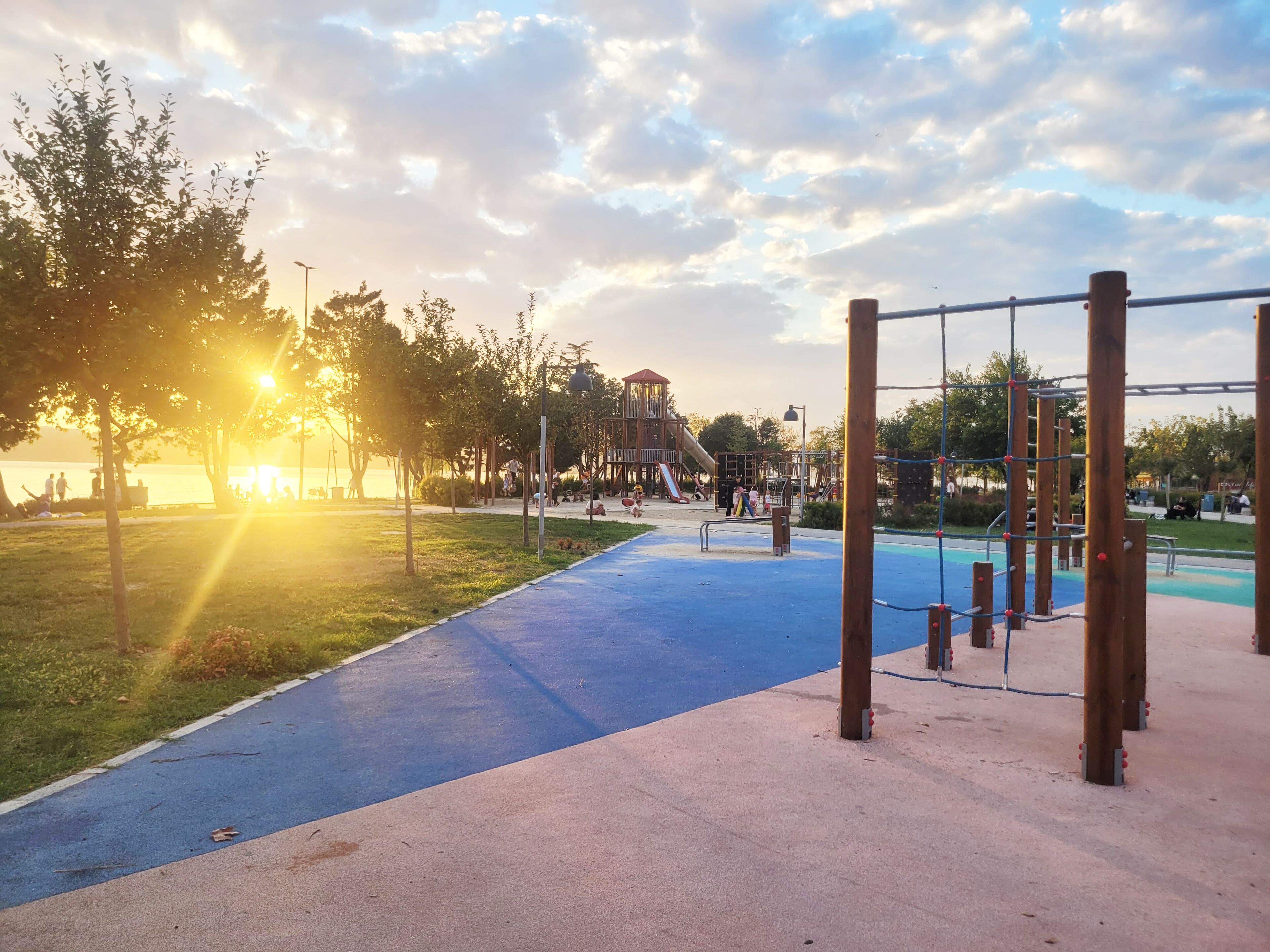 spacious stylish 2bedr apart with amazing view