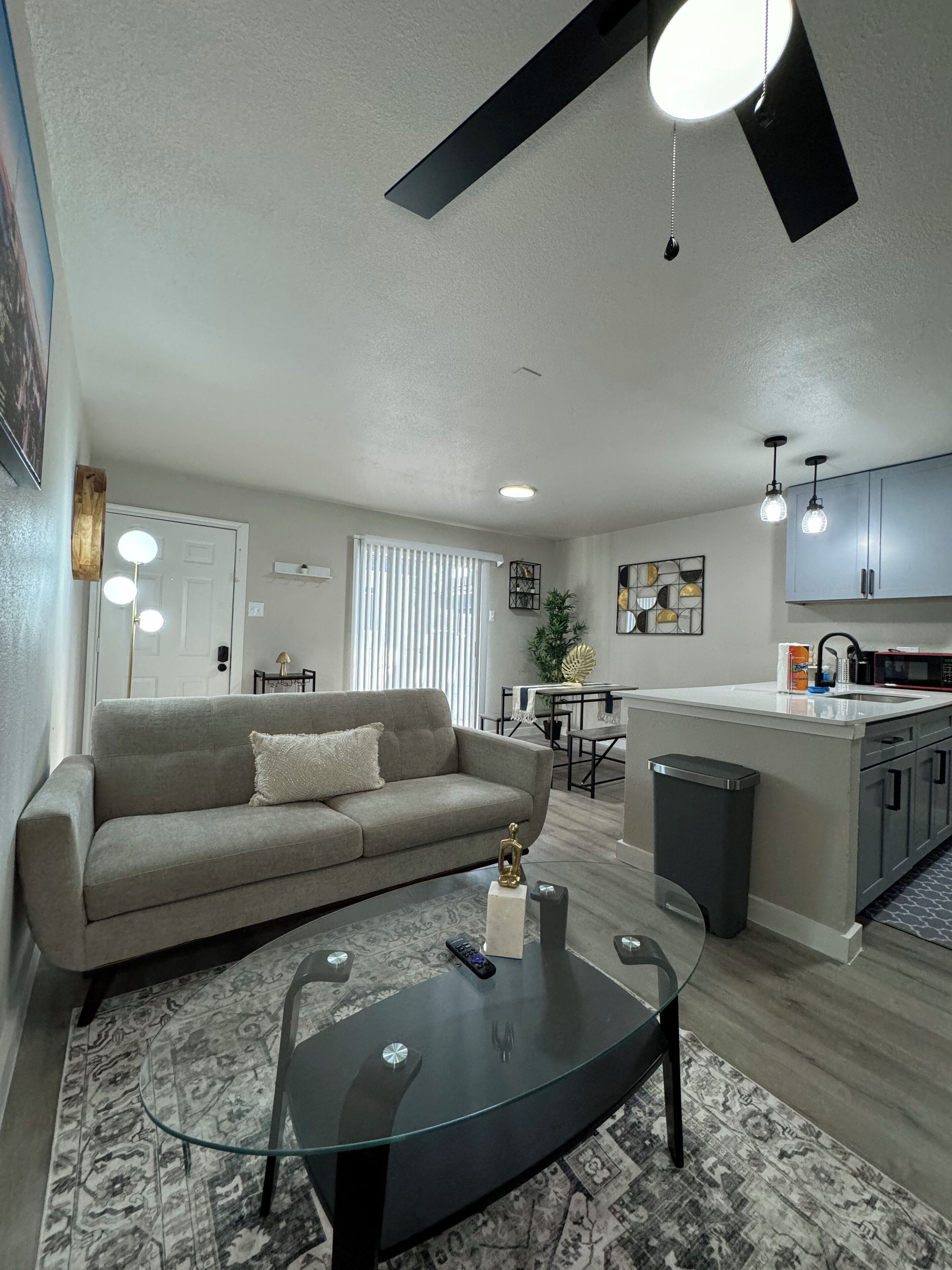 DT Dallas Chic 1BD APT