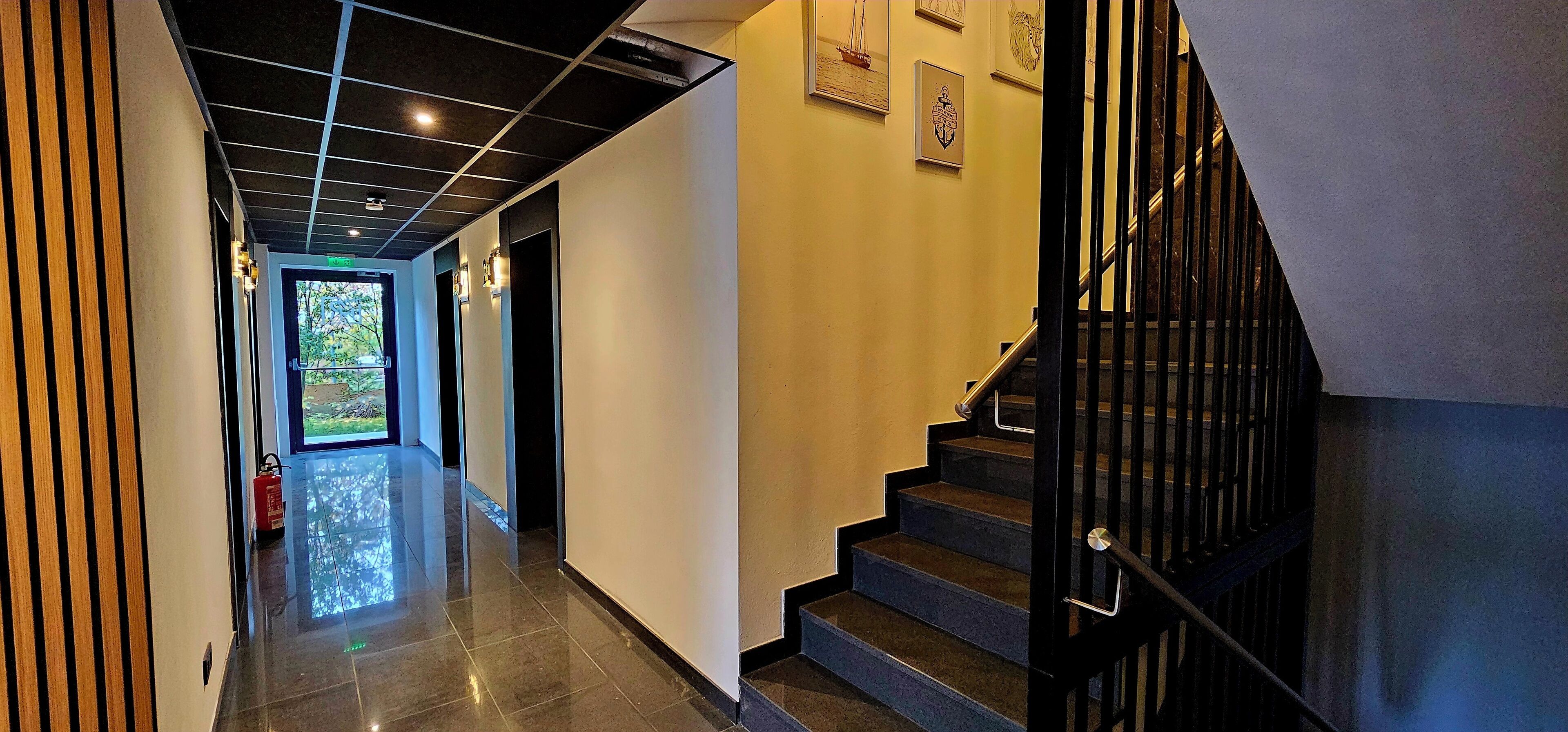 Hira Boarding Aparthotel