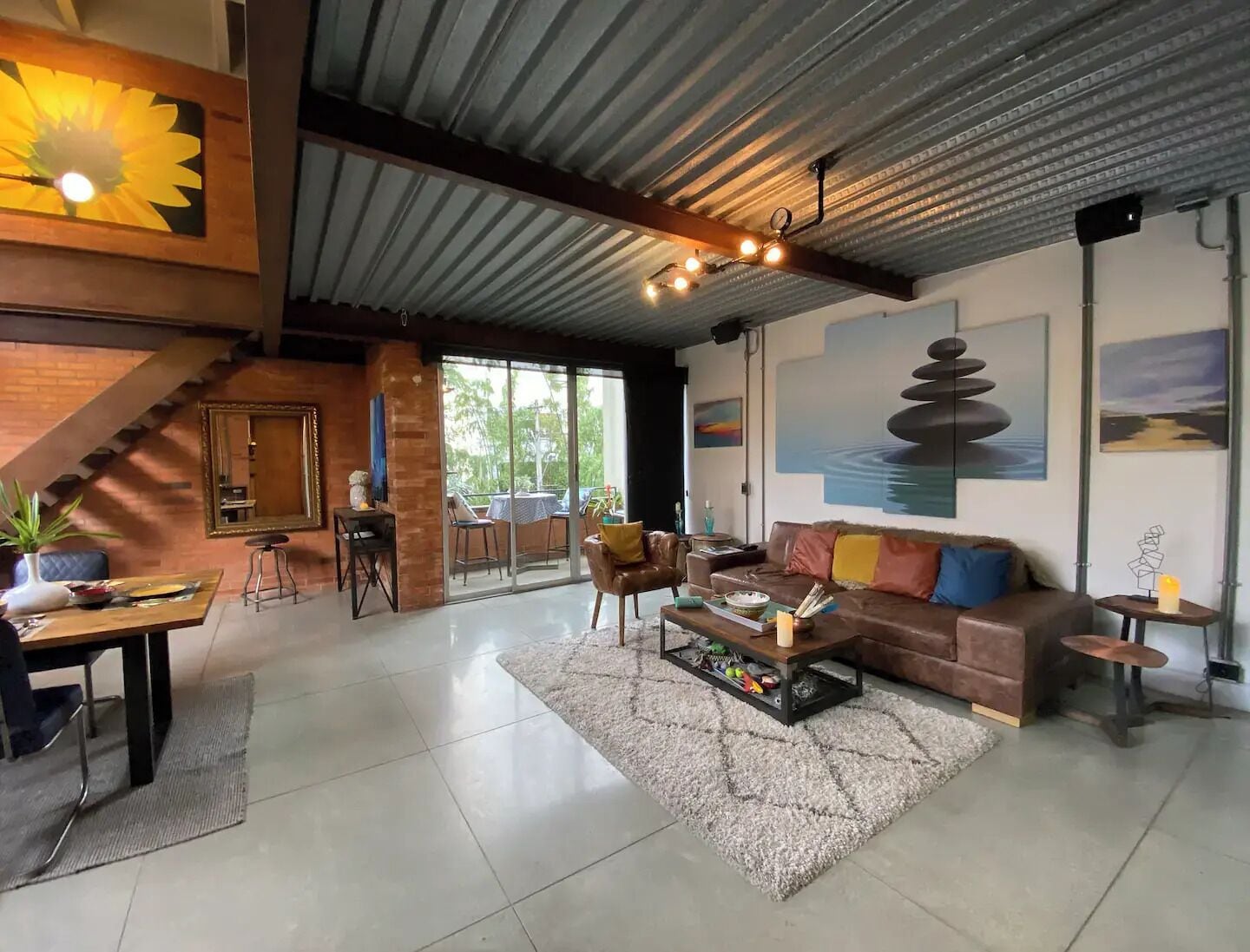 Stunning Loft in Iconic Building beside El Cielo!