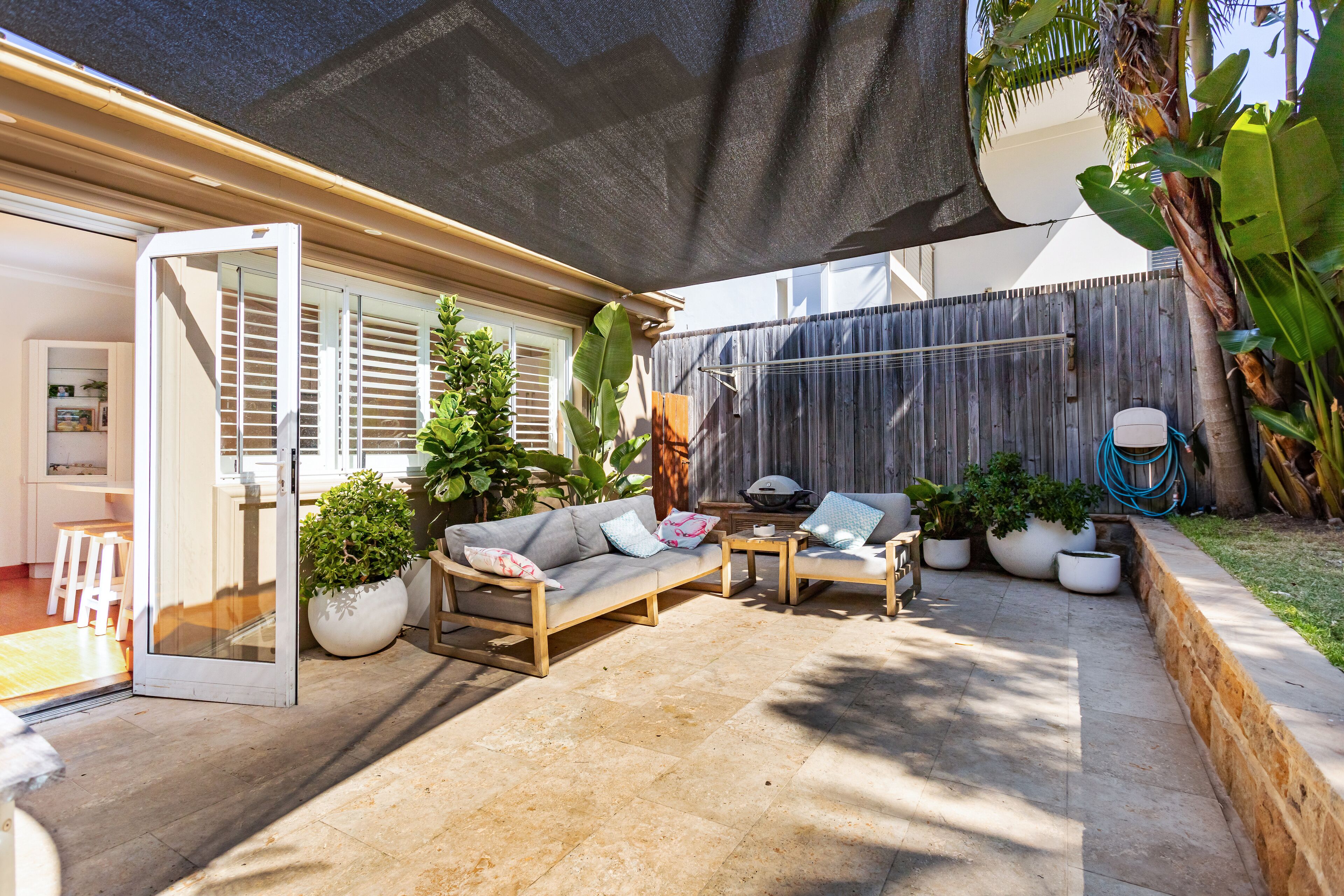 Sunny 3 bed house in Bondi, 10 minutes to beach, perfect for outdoor living