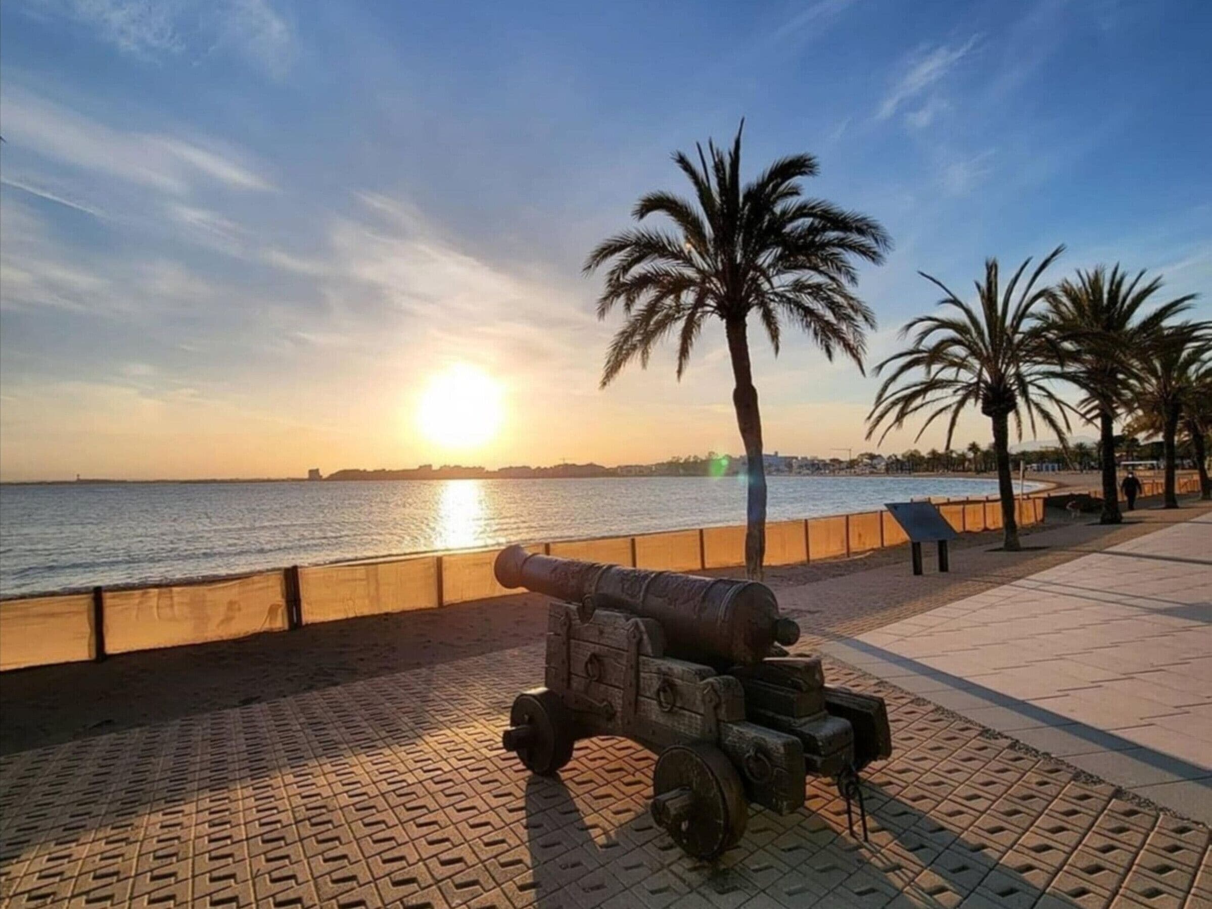 3353 - BELLEZZA III 2- B3, FANTÁSTICO APARTAMENTO CON VISTAS INMEJORABLES ORIENTACION SUR,AL MAR, CERCA DEL CAMINO DE RONDA Y DEL CASTILLO TRINITAT.
