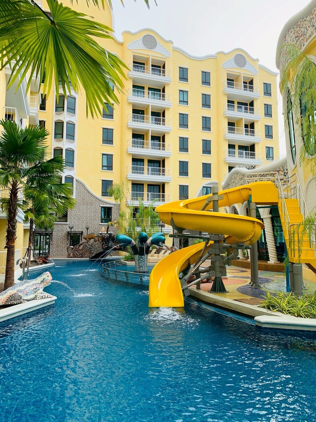 Espana Condo Resort Pattaya