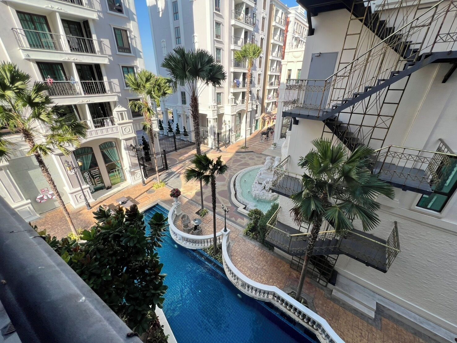 Espana Condo Resort Pattaya