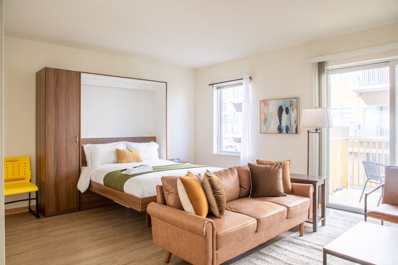 Sunlit Modern Apartment with Balcony