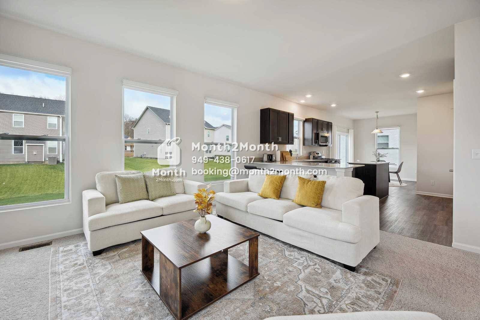 Luxury Living Residence On Silo Dr #42177