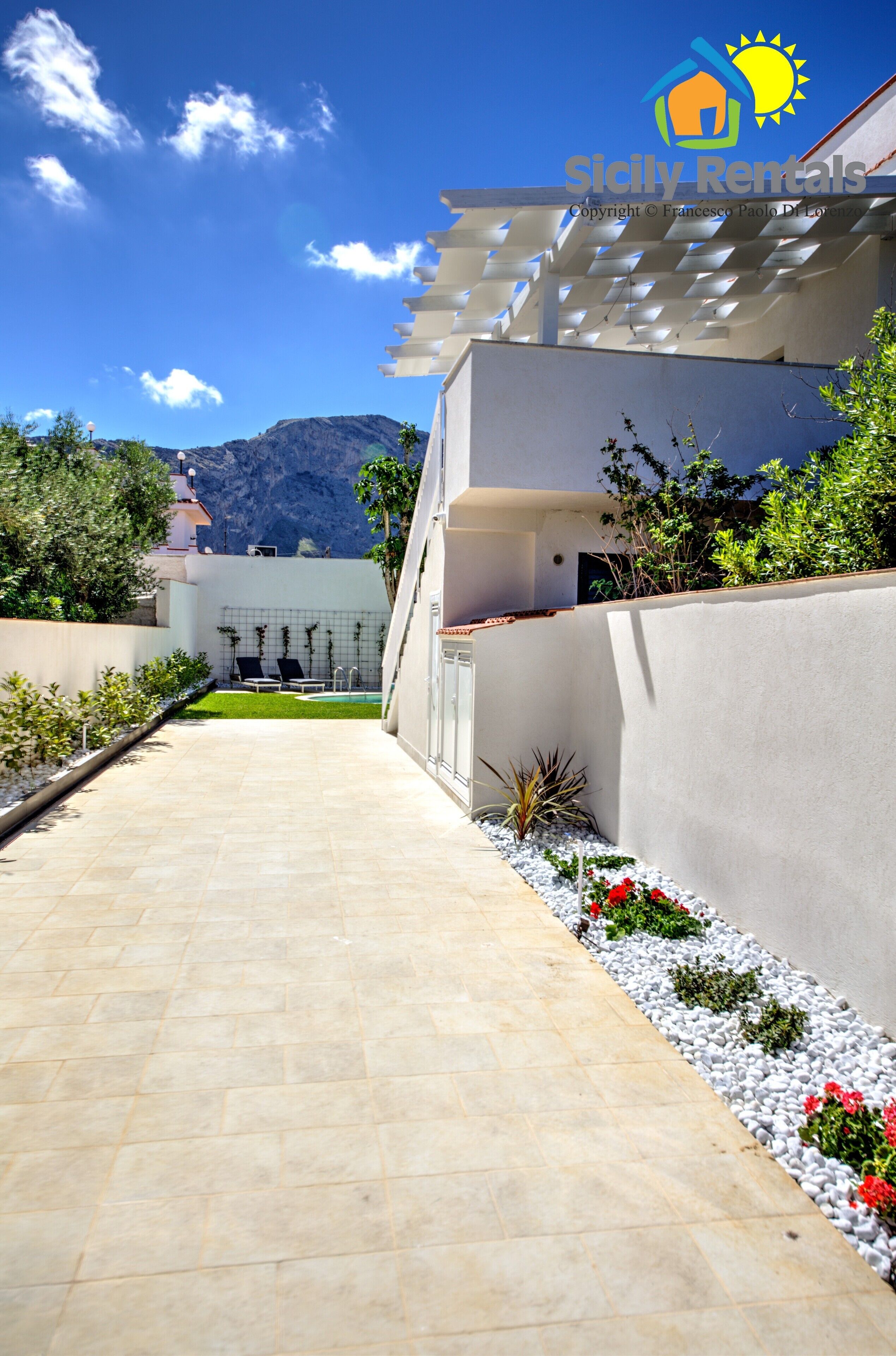 Villa with pool near the sea of the Nature Reserve of Isola delle Femmine