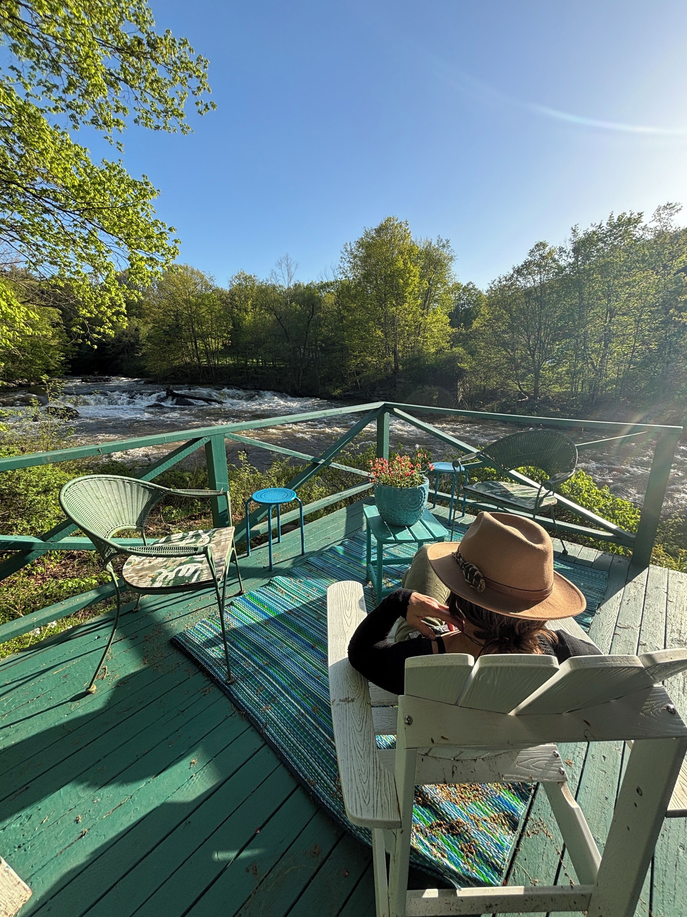 Cozy and quiet place nestled on the Tayer Falls in East Nassau, NY.