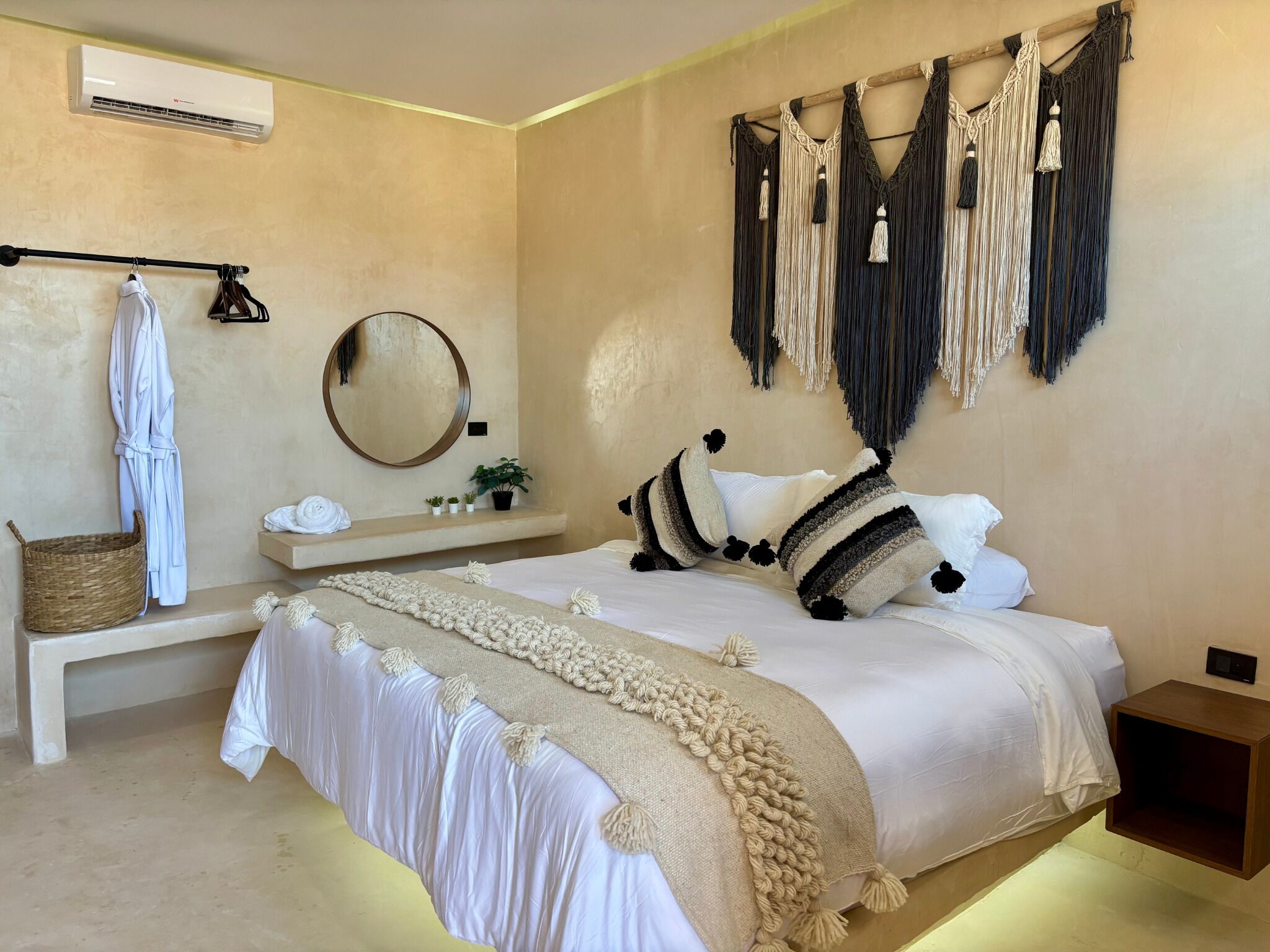 Ananda Hotel Boutique