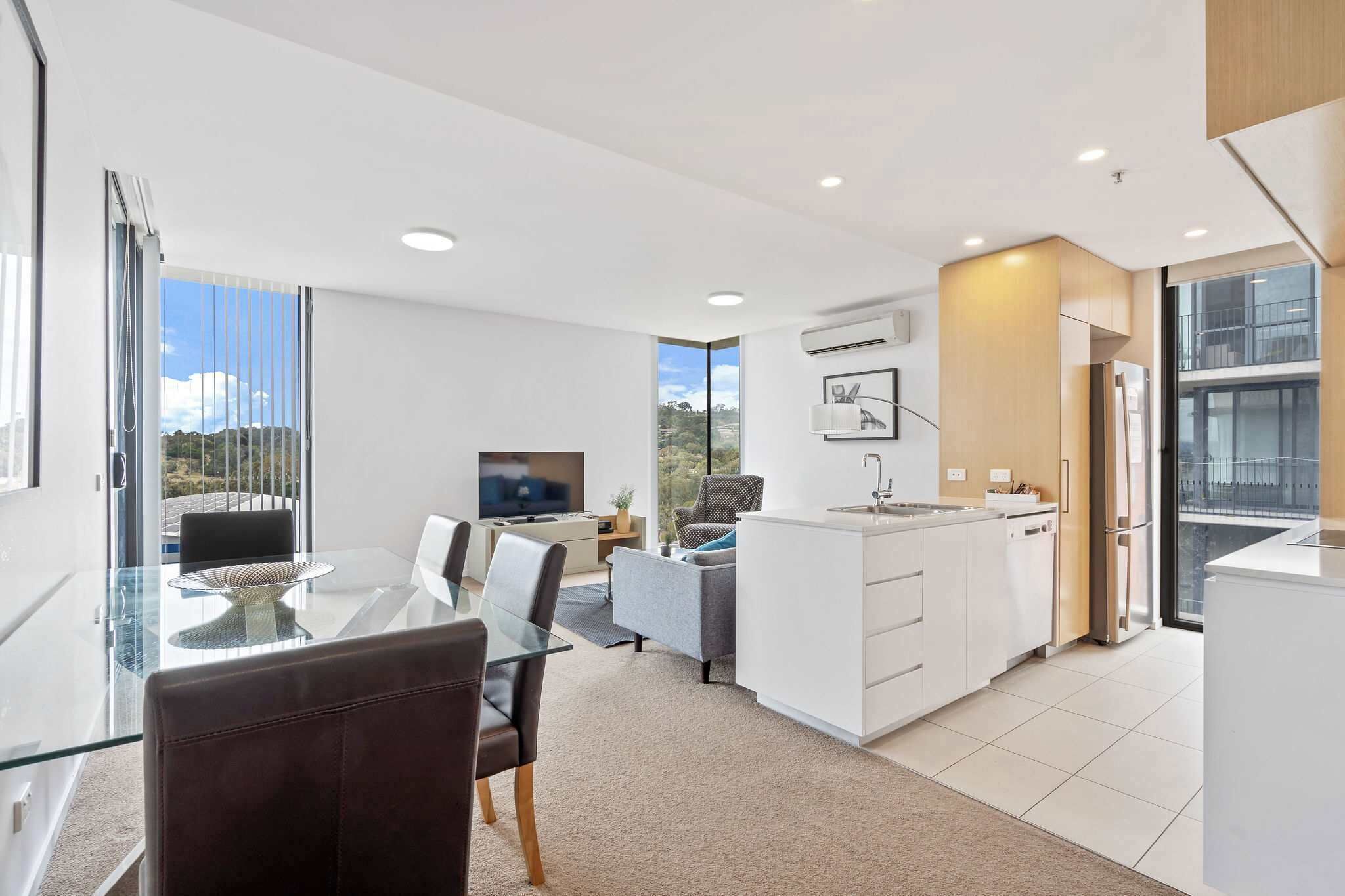 CityStyle - 2 Bedroom Luxury Belconnen Apartments