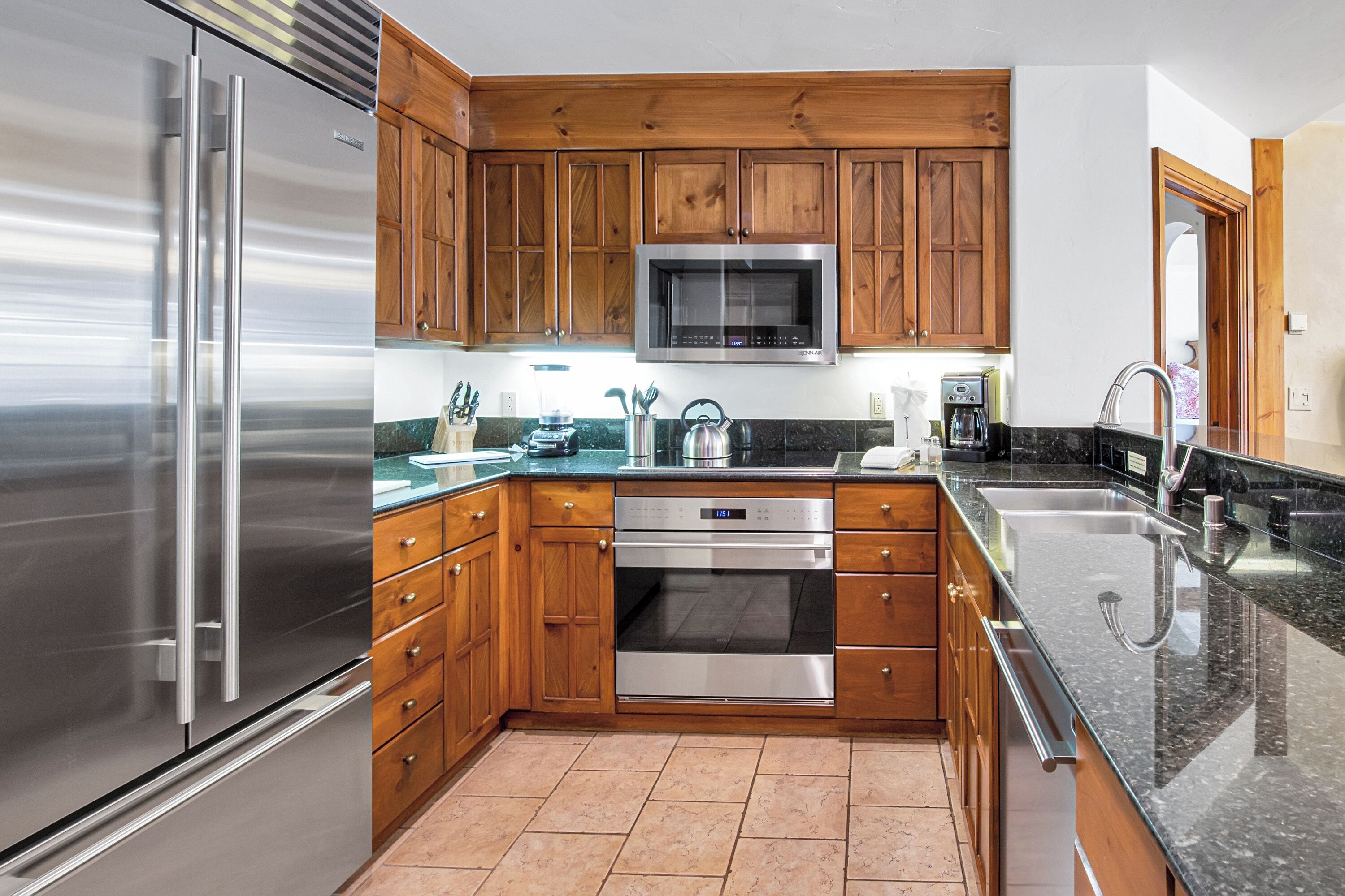 Austria Haus 3 BR, 242 E Meadow Dr, Vail Village(Bal) - Hot Tub, Heated Outdoor Pool, Walk to Lifts!
