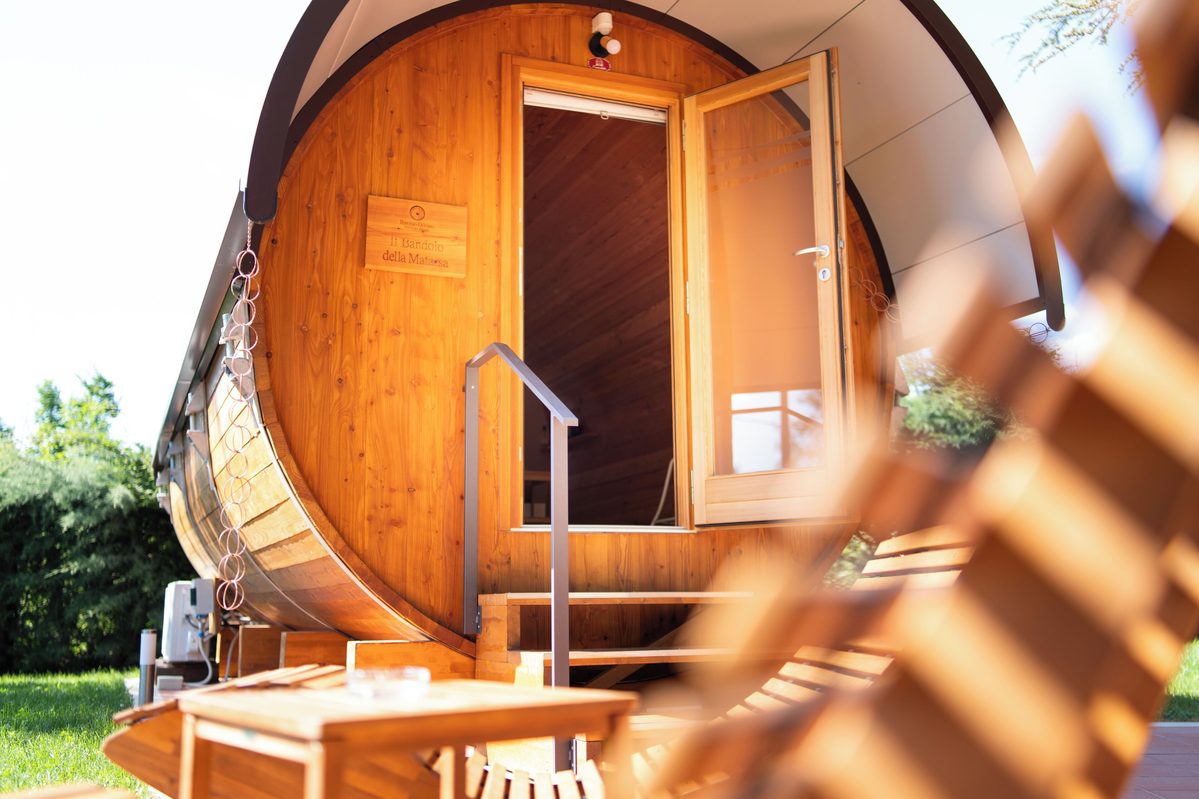 Rifugio diVino Dormire in una botte - Wine Barrel stay near Rome
