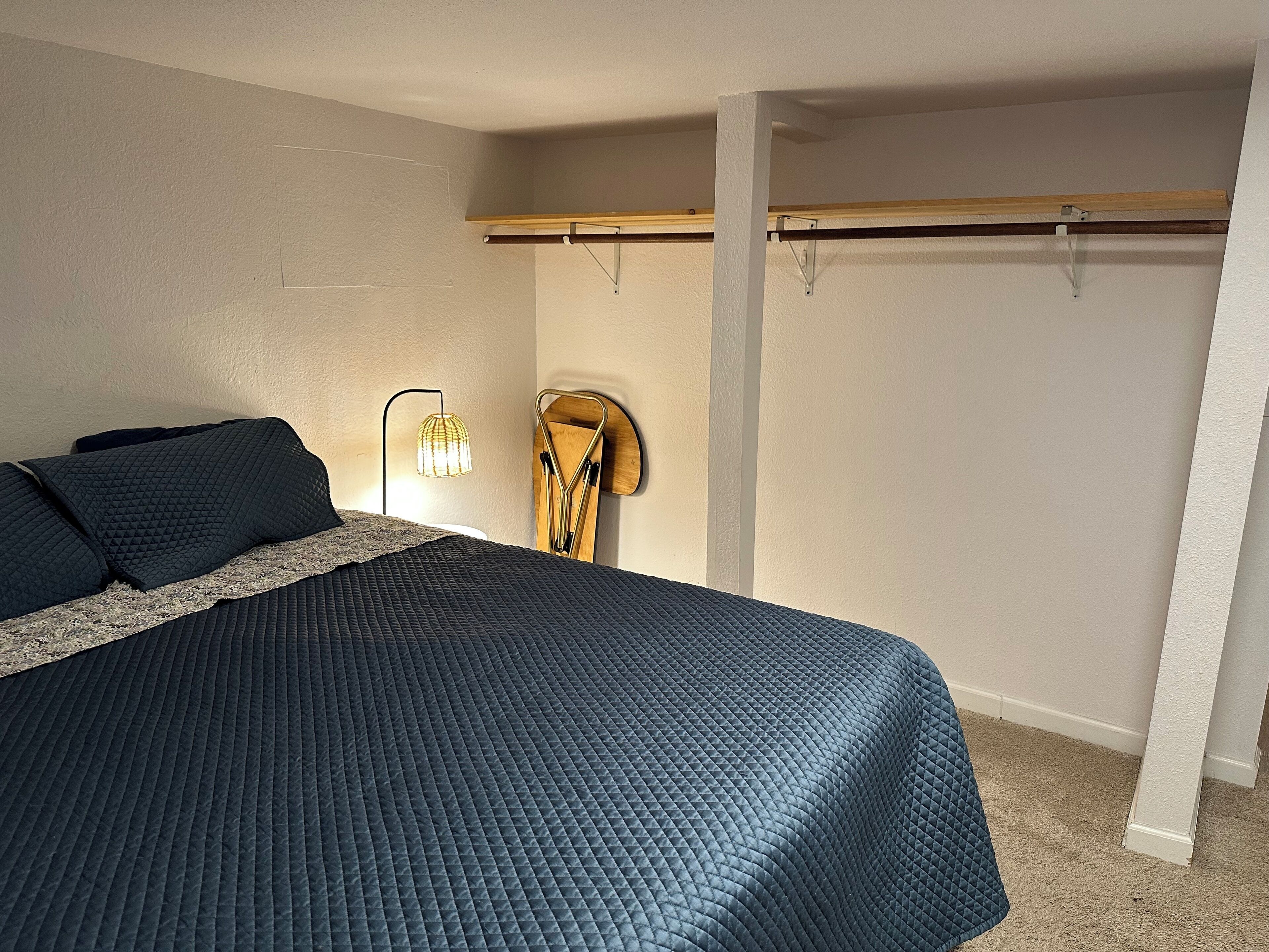 Cozy studio with separate entrance in beautiful Anchorage