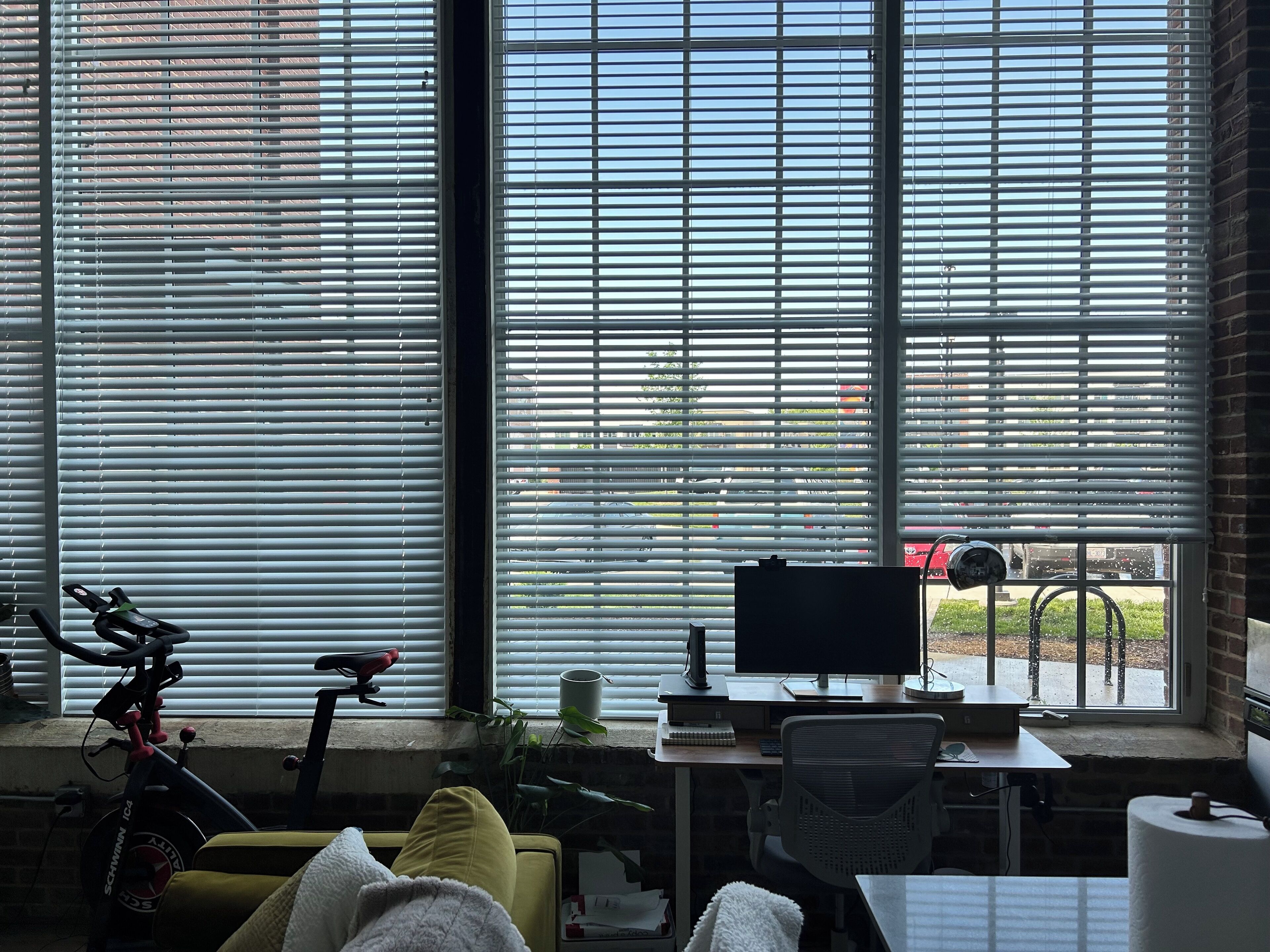 Bright 1 Bdrm Loft Apartment in central Noda