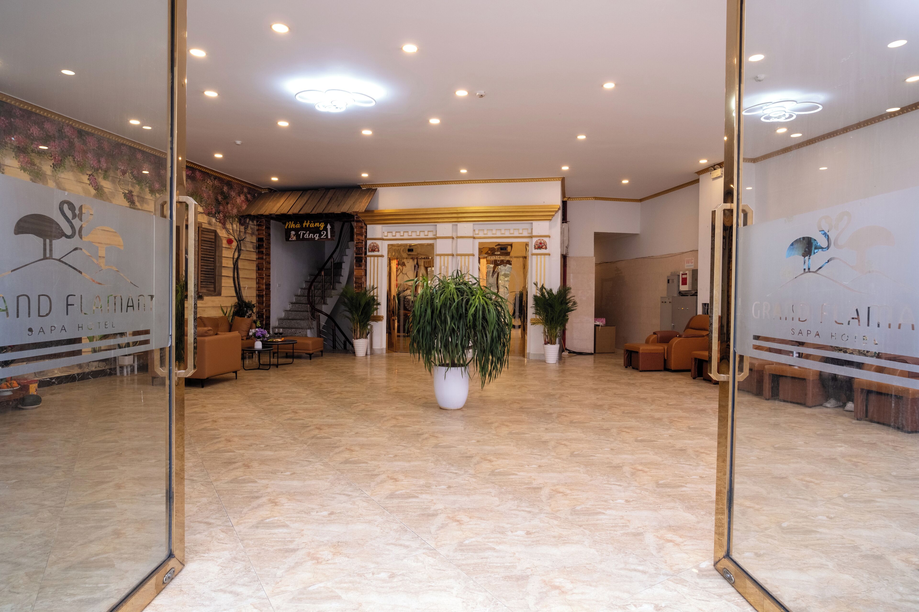 Grand Flamant Sapa Central Hotel 