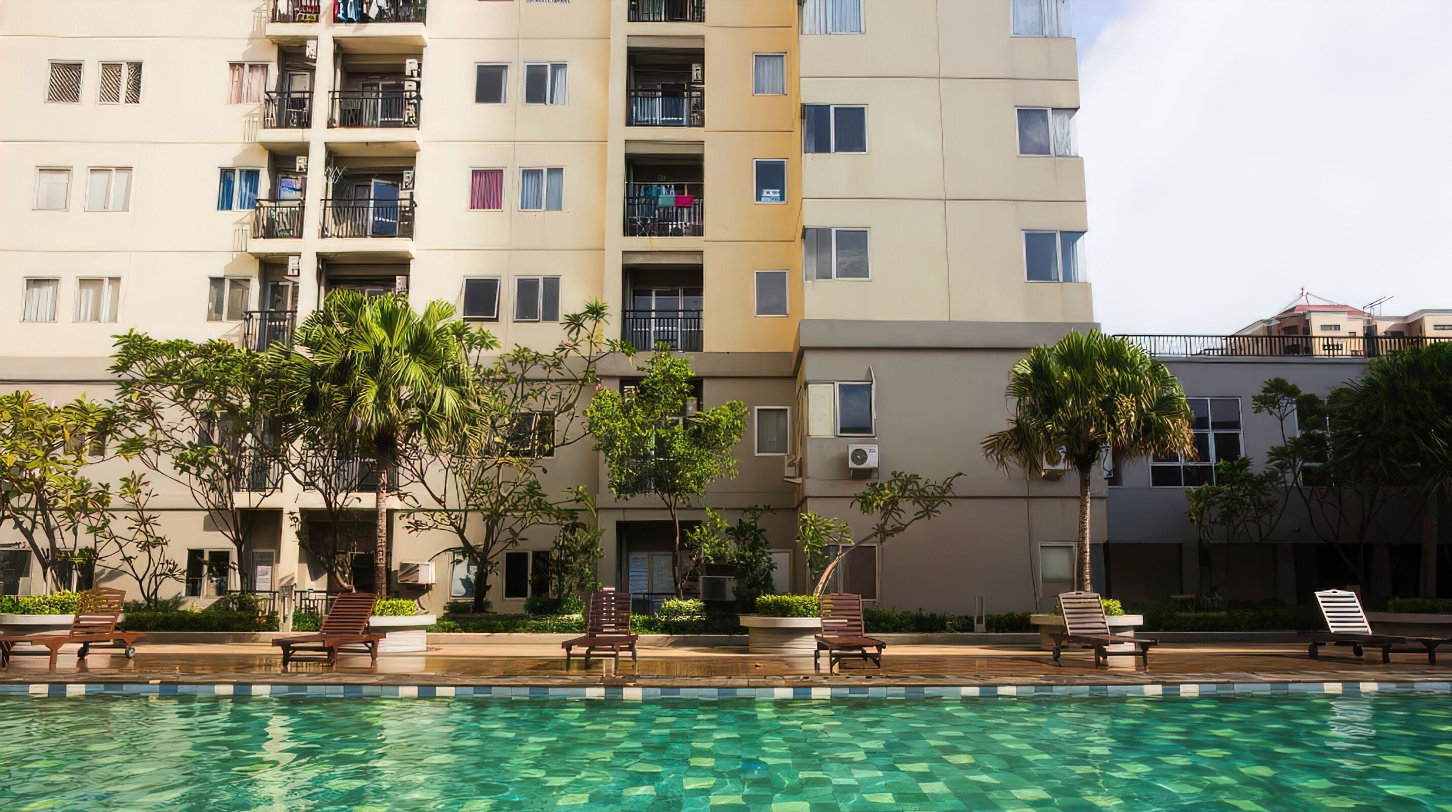 Maple Park Apartment near JI Expo