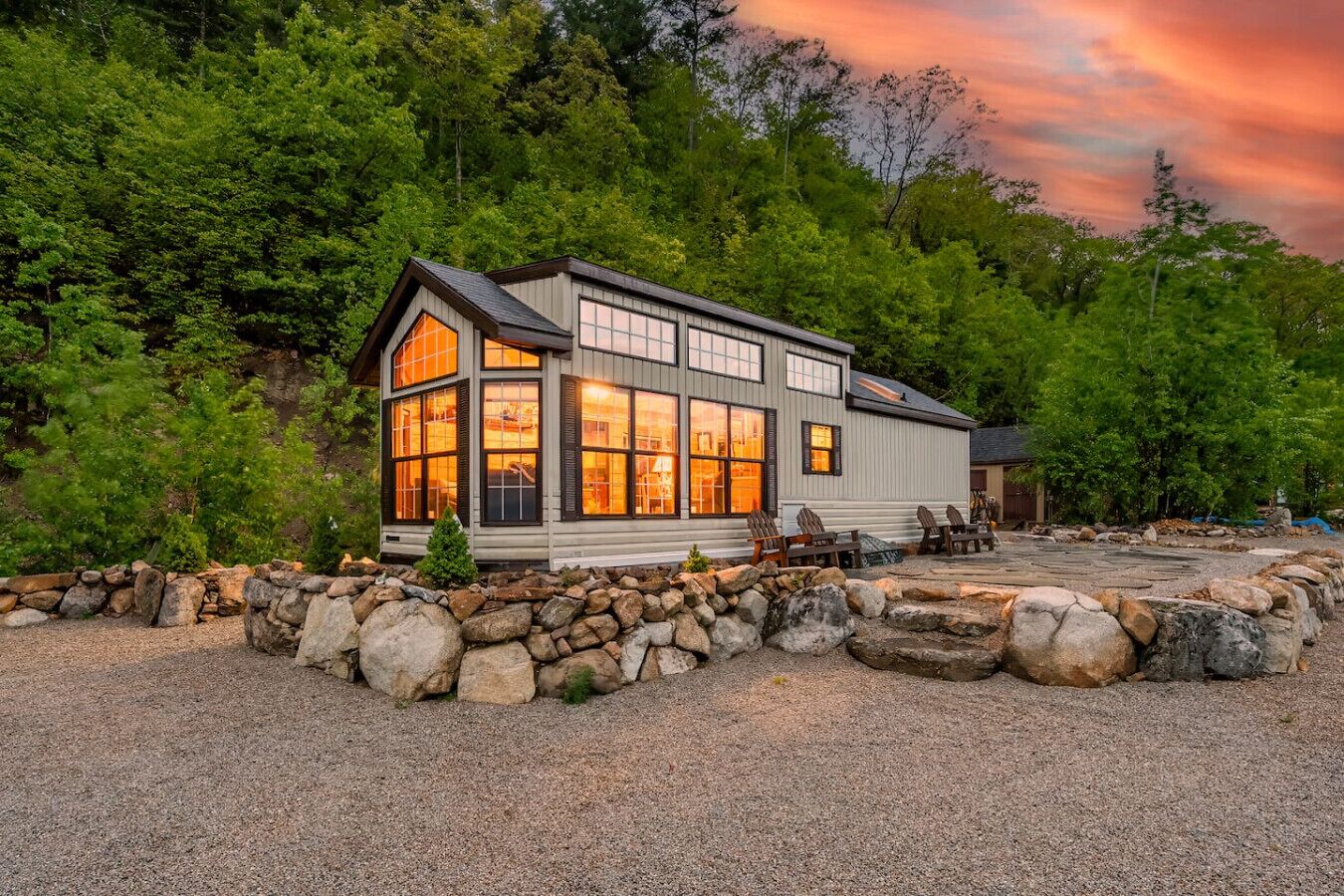 Romantic Tiny w/ Epic Views | Fire Pit