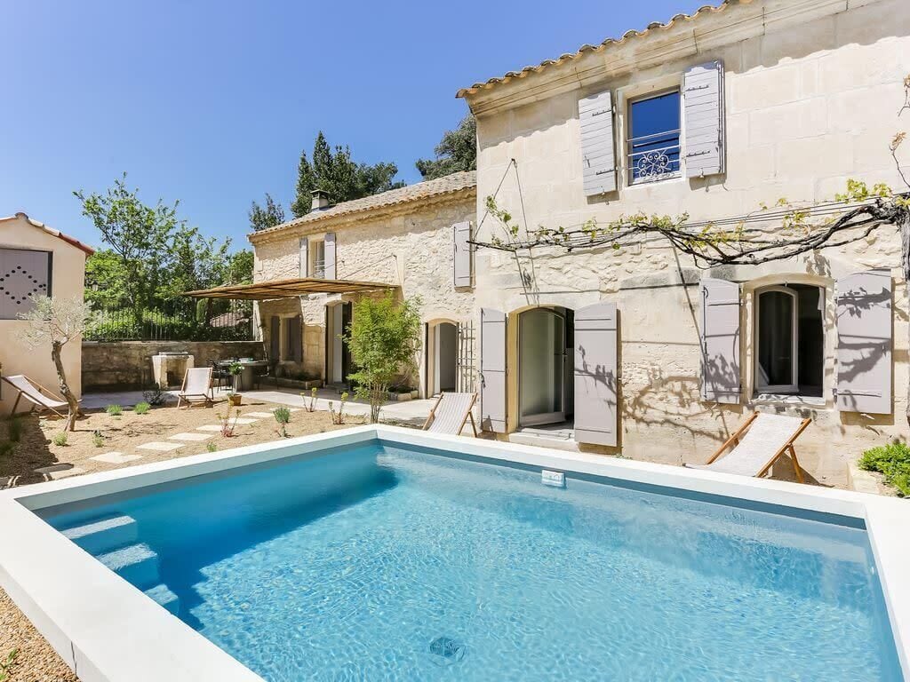 Mas Adrien, Pretty house with swimming pool, for 8 people