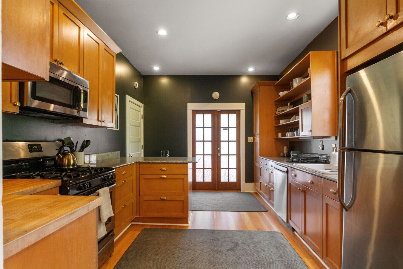 Capitol Hill Gem | Hot Tub + Walk to Everything