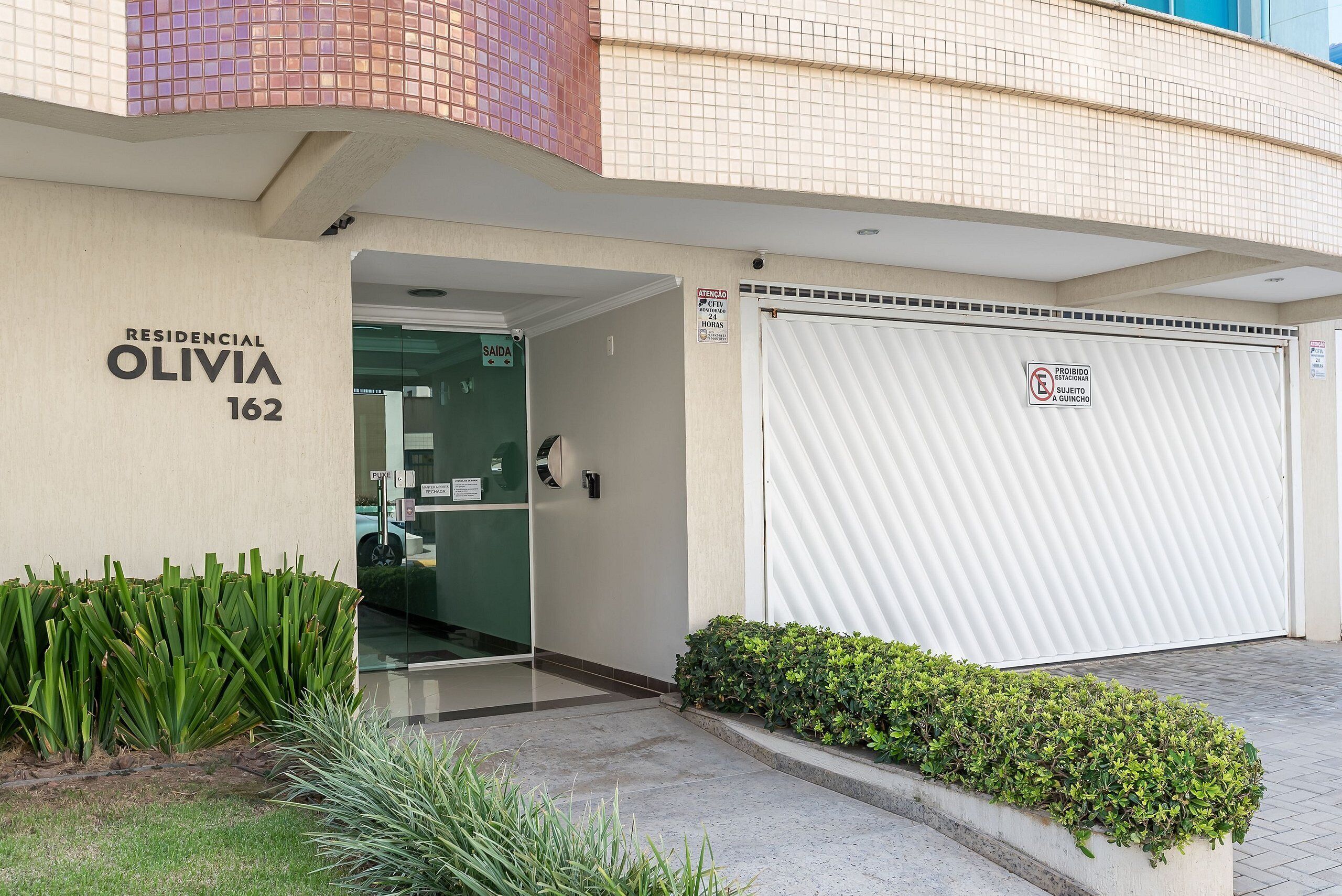 Apt W/balcony 160m Bombas Beach Col102