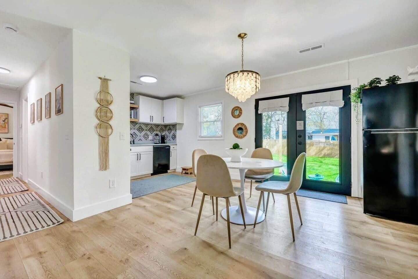 The Haven Haus\n2 Kings 1 Queen | 5M from Airport