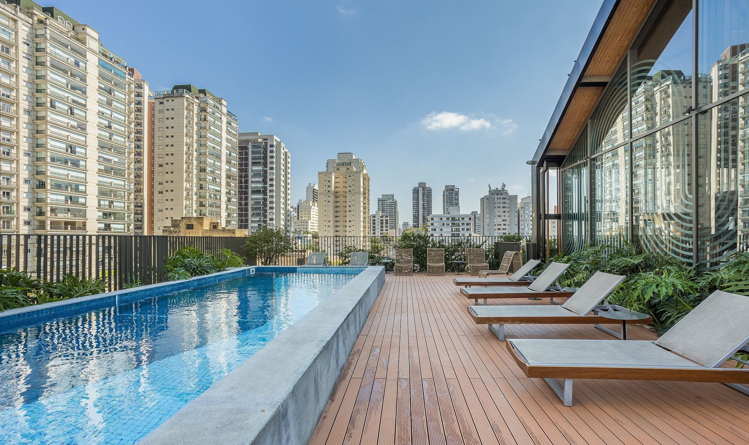 Studios in a Building With Pool and Gym in Perdizes - ABY