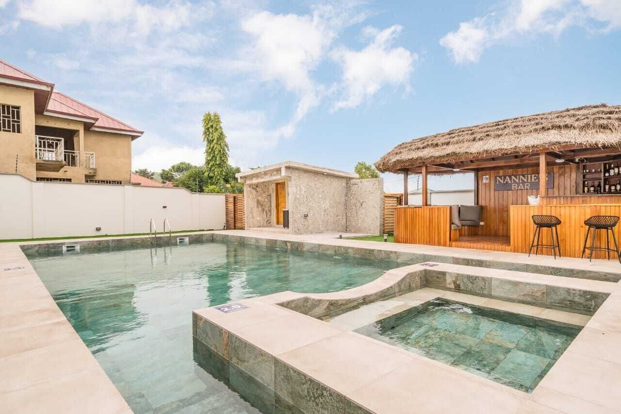 Crown Luxury Apartments 
