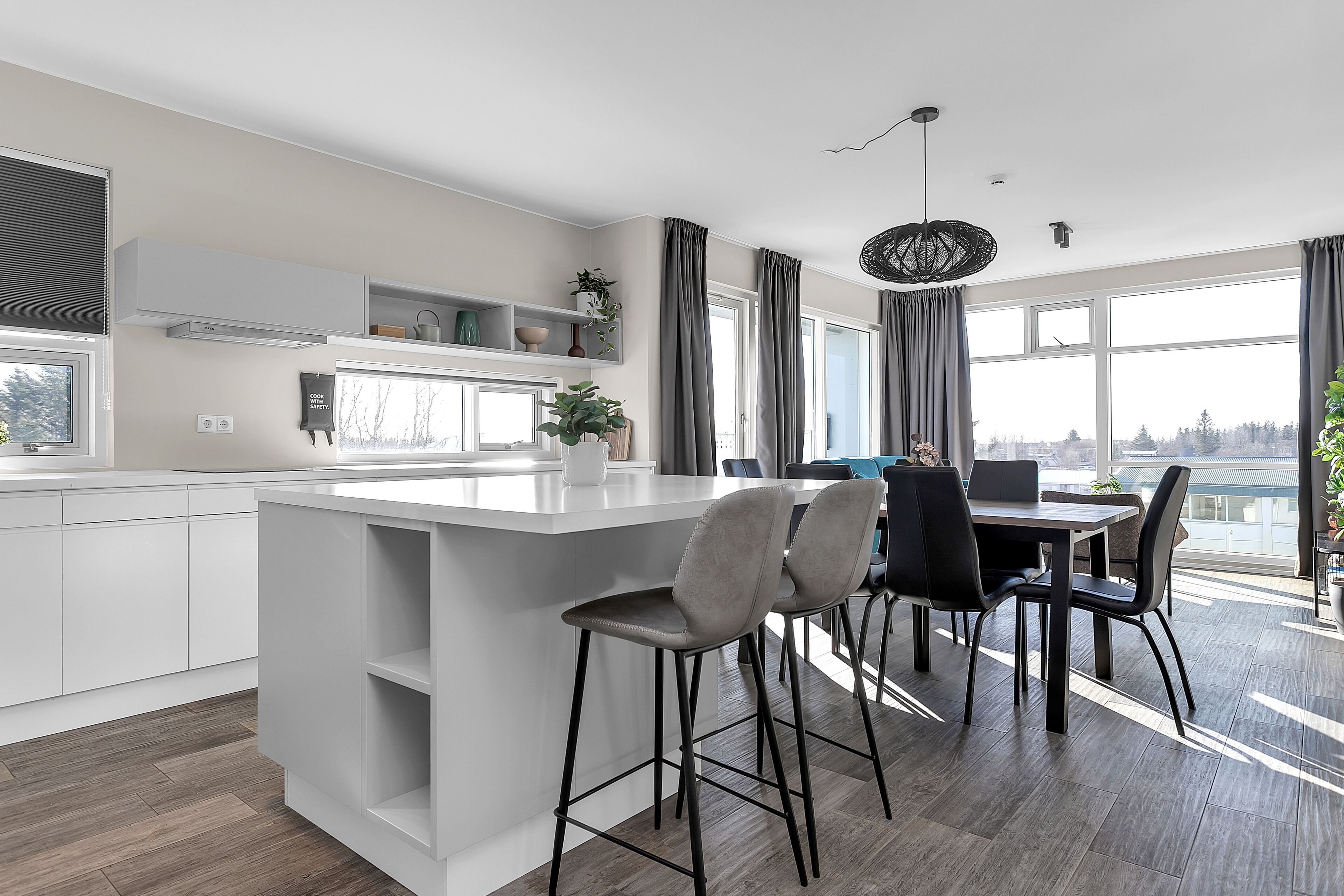 Bella Apartments & Rooms