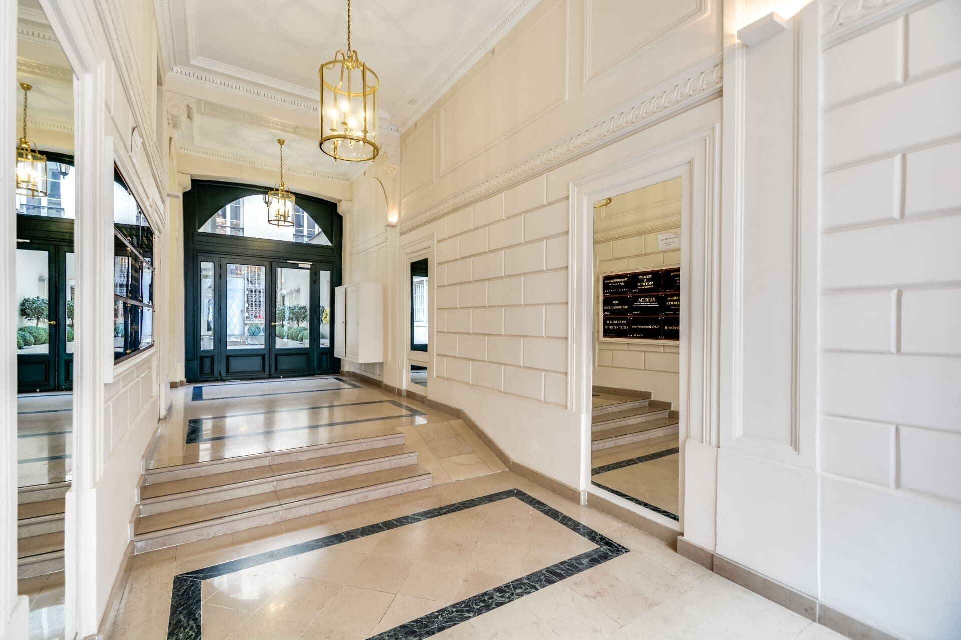 Sweett | Paix - Three Bedroom Apartment, Sleeps 6