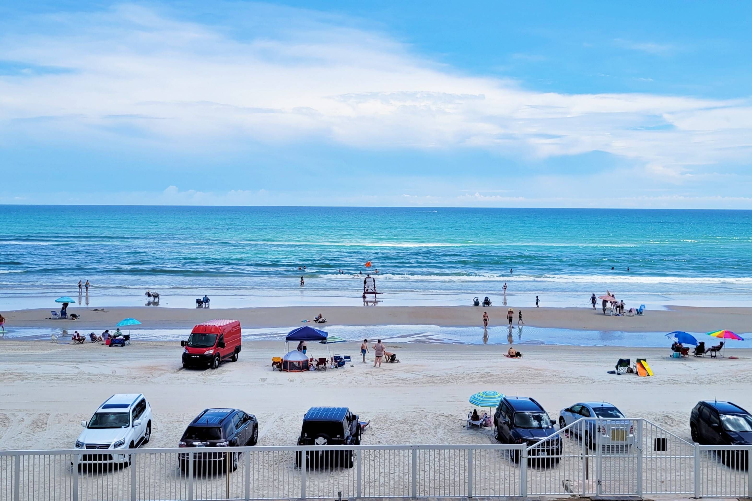 FREE DAILY ACTIVITIES-Best Location-Direct Oceanfront-Close Walk to Restaurants/Pier-Private Balcony