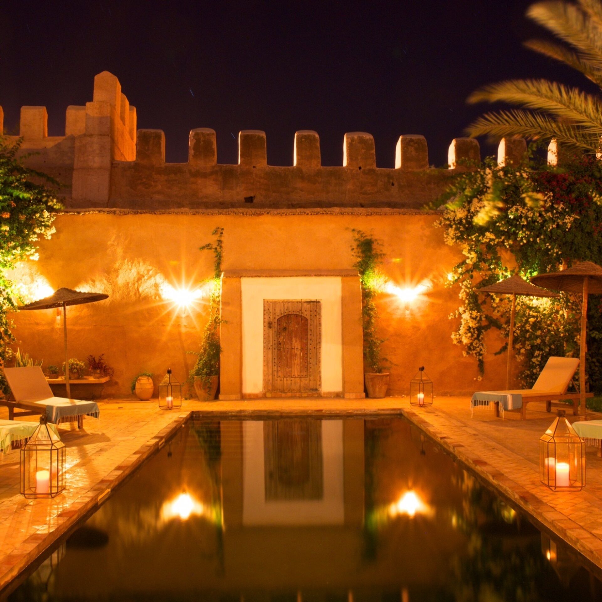 In Medina, near the battlements. Palais des Sables with heated pool, staff, and garden