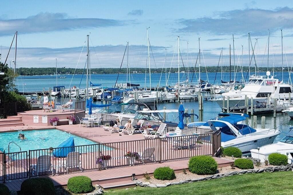 Charlevoix Vacation Rentals Charlevoix, Michigan Vacation Rental