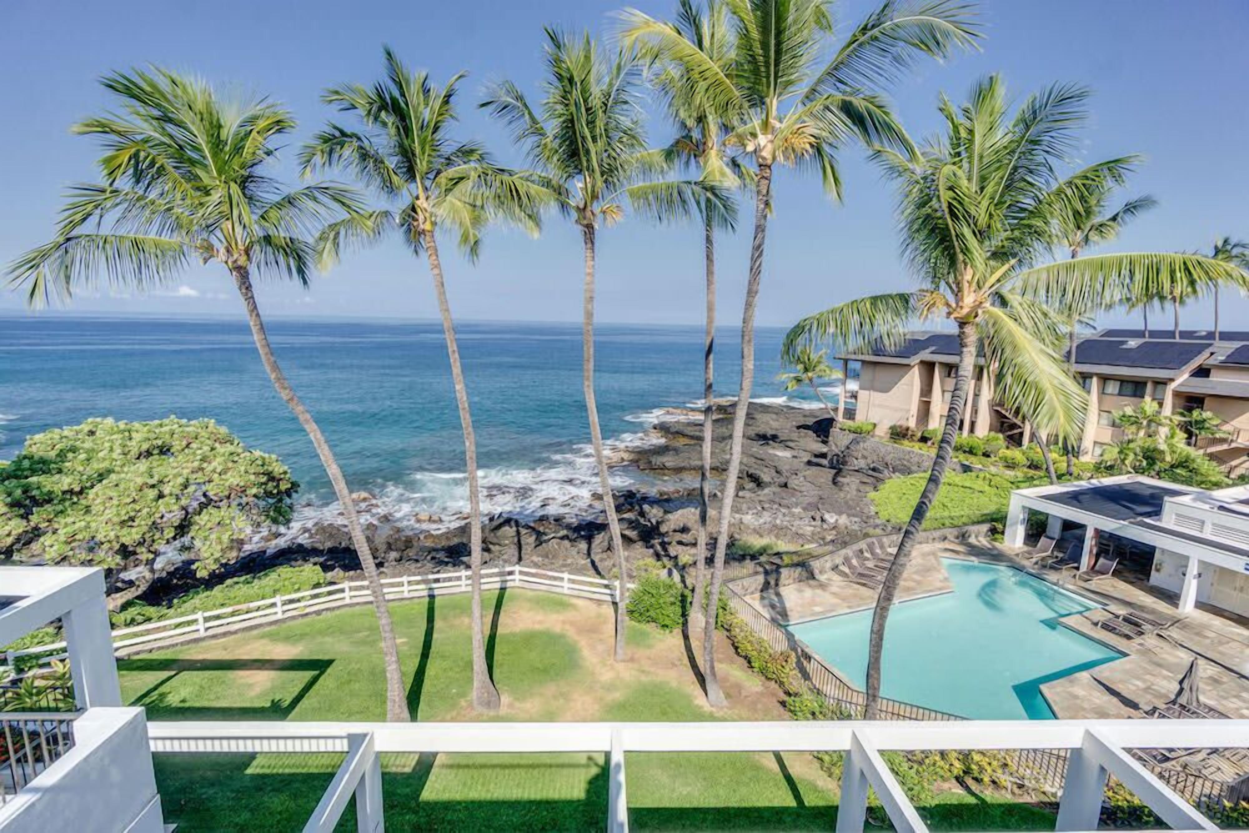 Royal Sea Cliff #418 | Pool Hot Tub & A/C!