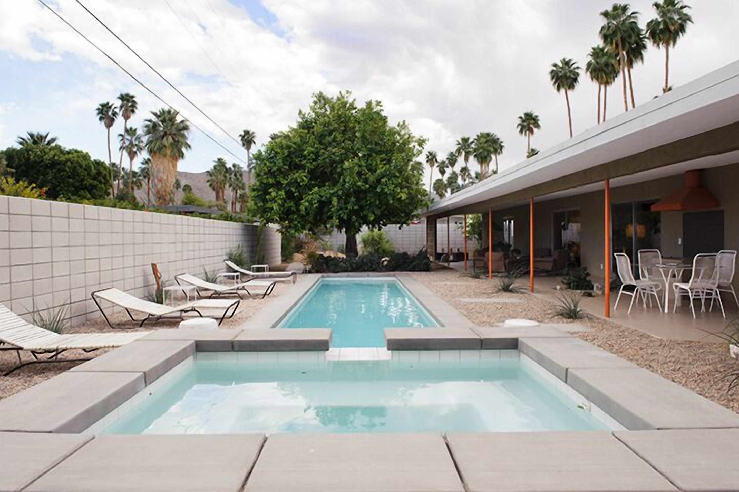 Swank 1969 Palm Springs Entertainment Hideaway