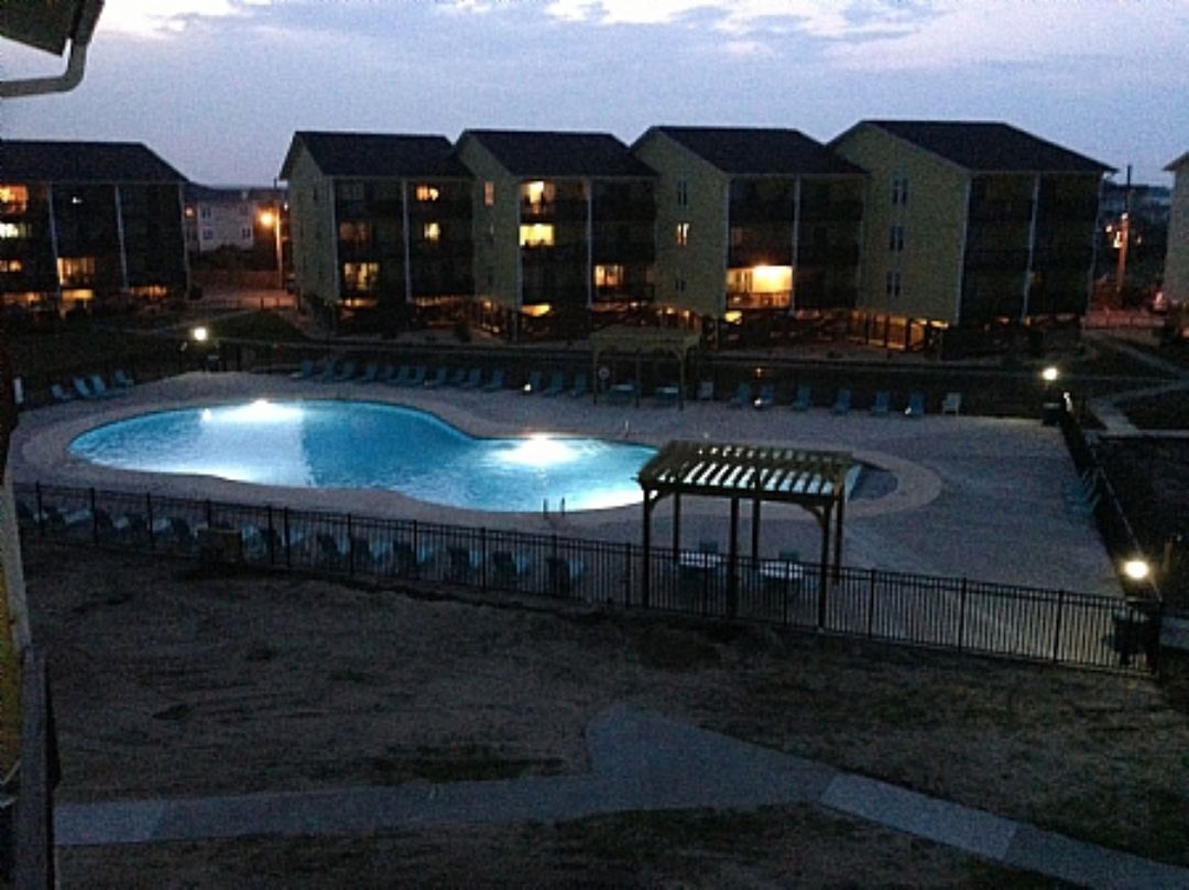 The Lazy Palm - 1 BR Ocean View Surf Condo - Community Pool