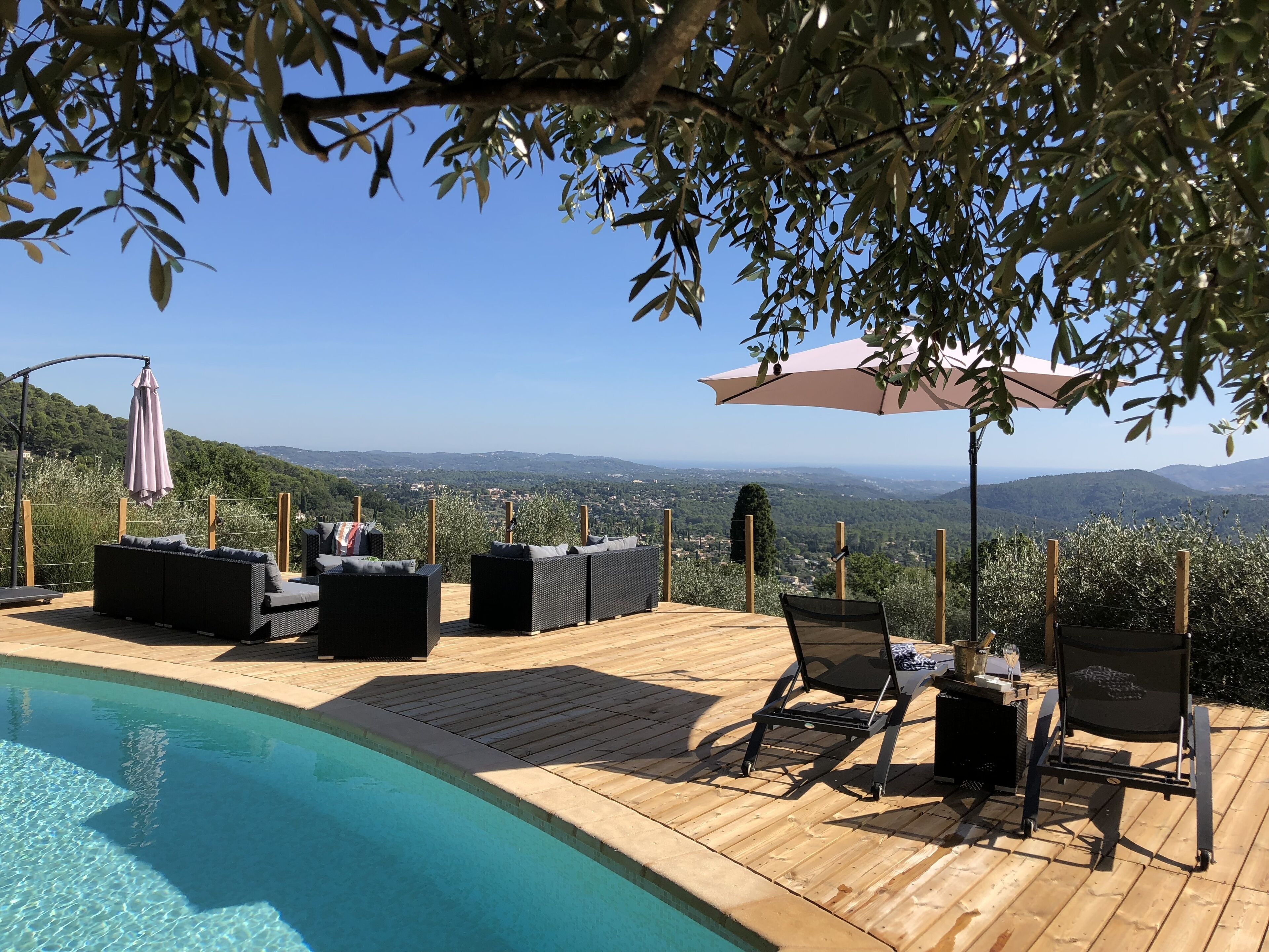 Beautiful, modern home with stunning sea views and private pool