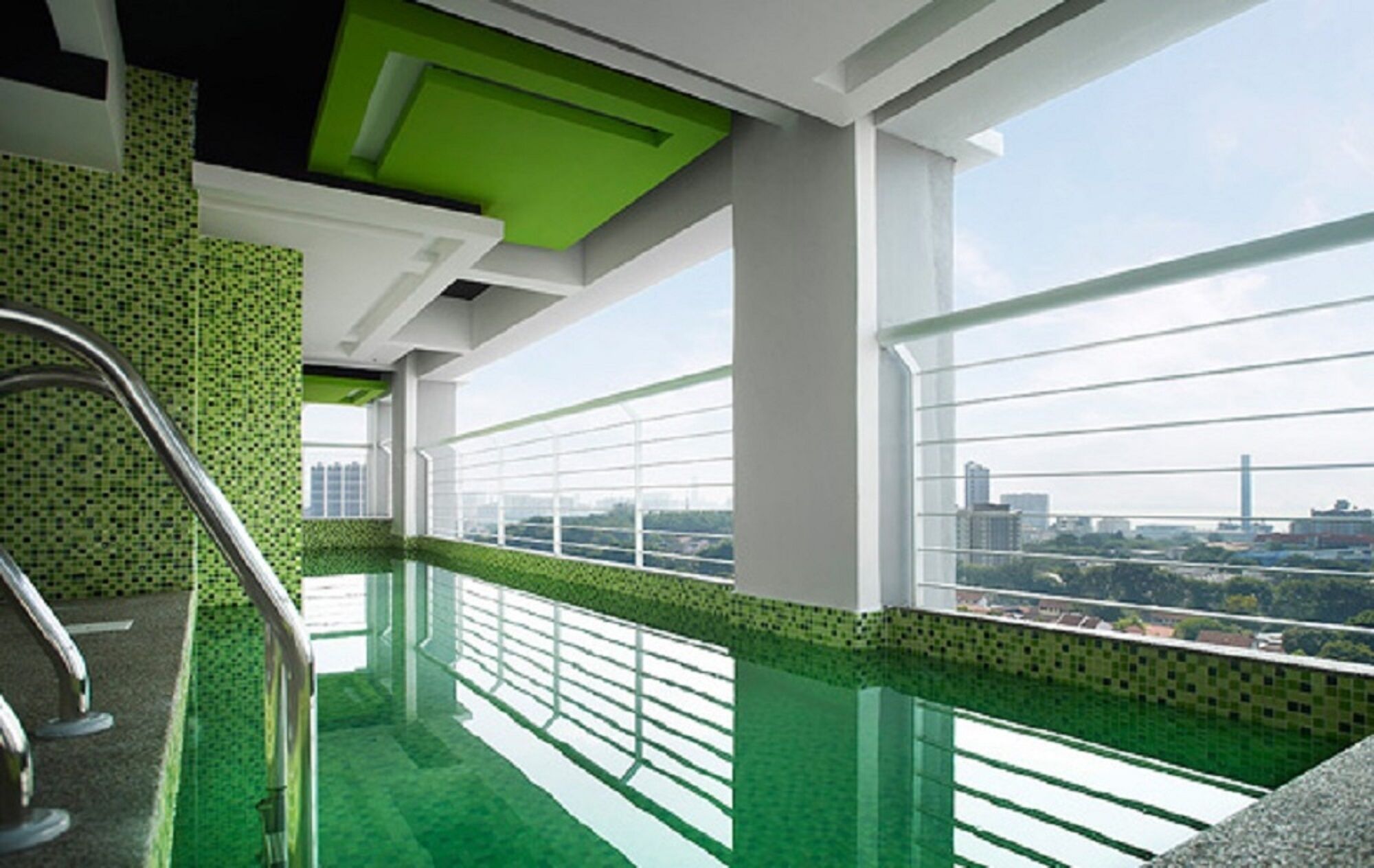 Cosmopolitan 3Br/2Bth heart of Penang