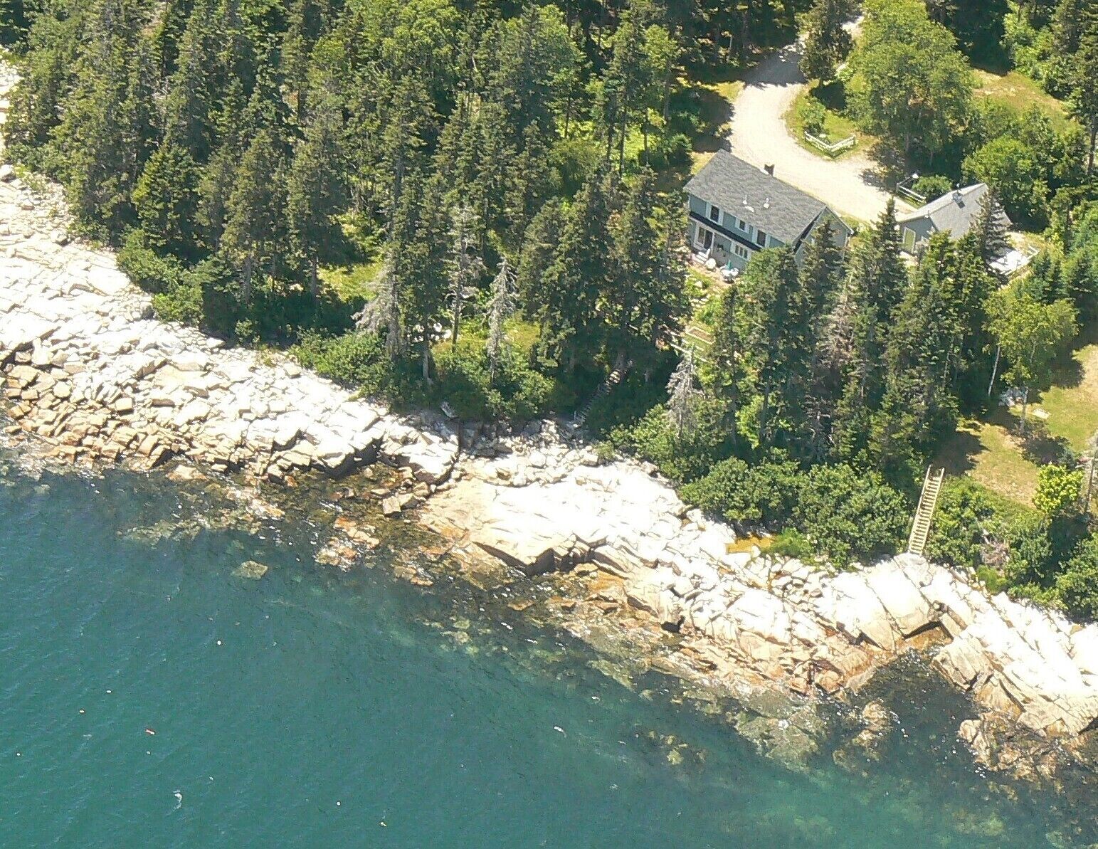 Deep Water Oceanfront - Schoodic Surf Cottage