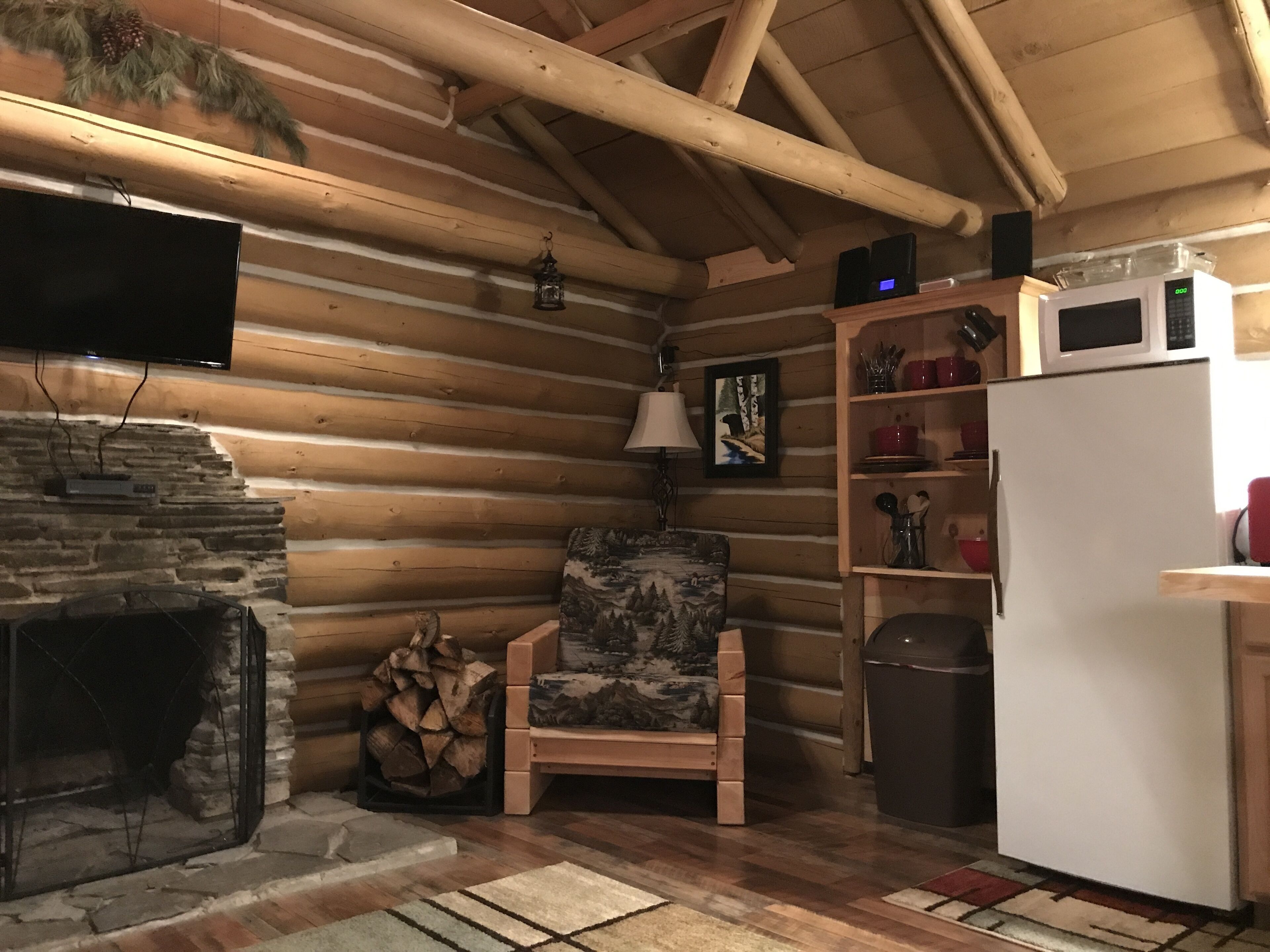 Black Bear Lodge Rustic Log Cabin