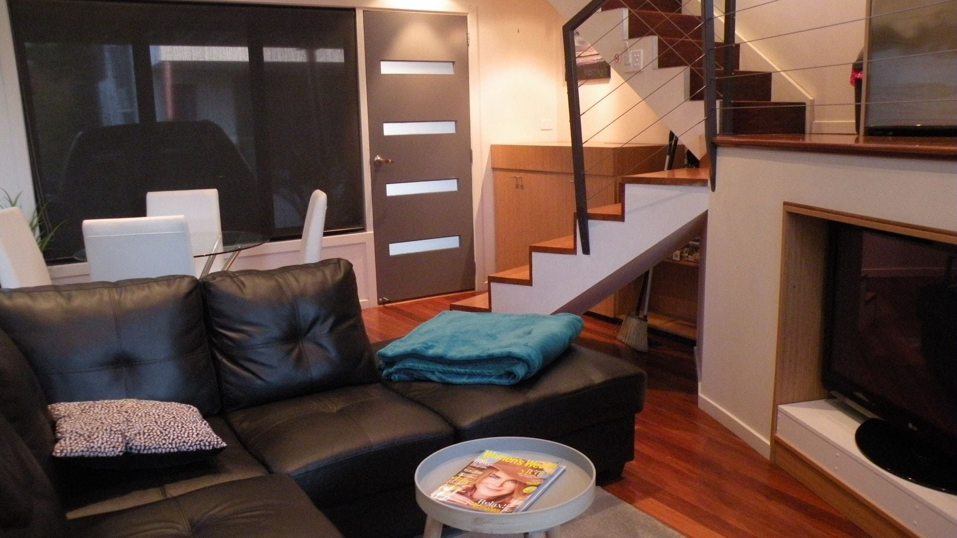 Relax at the Loft - close to everything