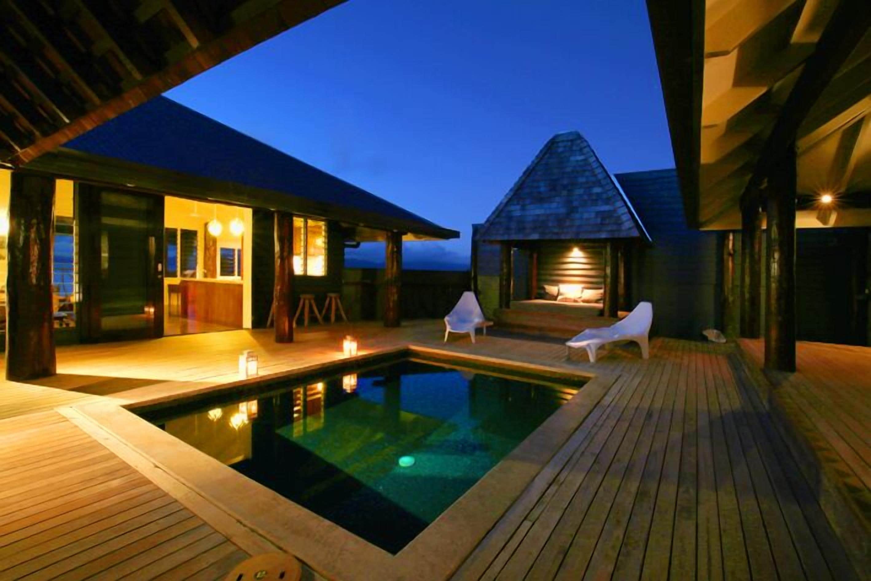 Beachfront Villa - Complete Privacy, Perfect Couples Retreat