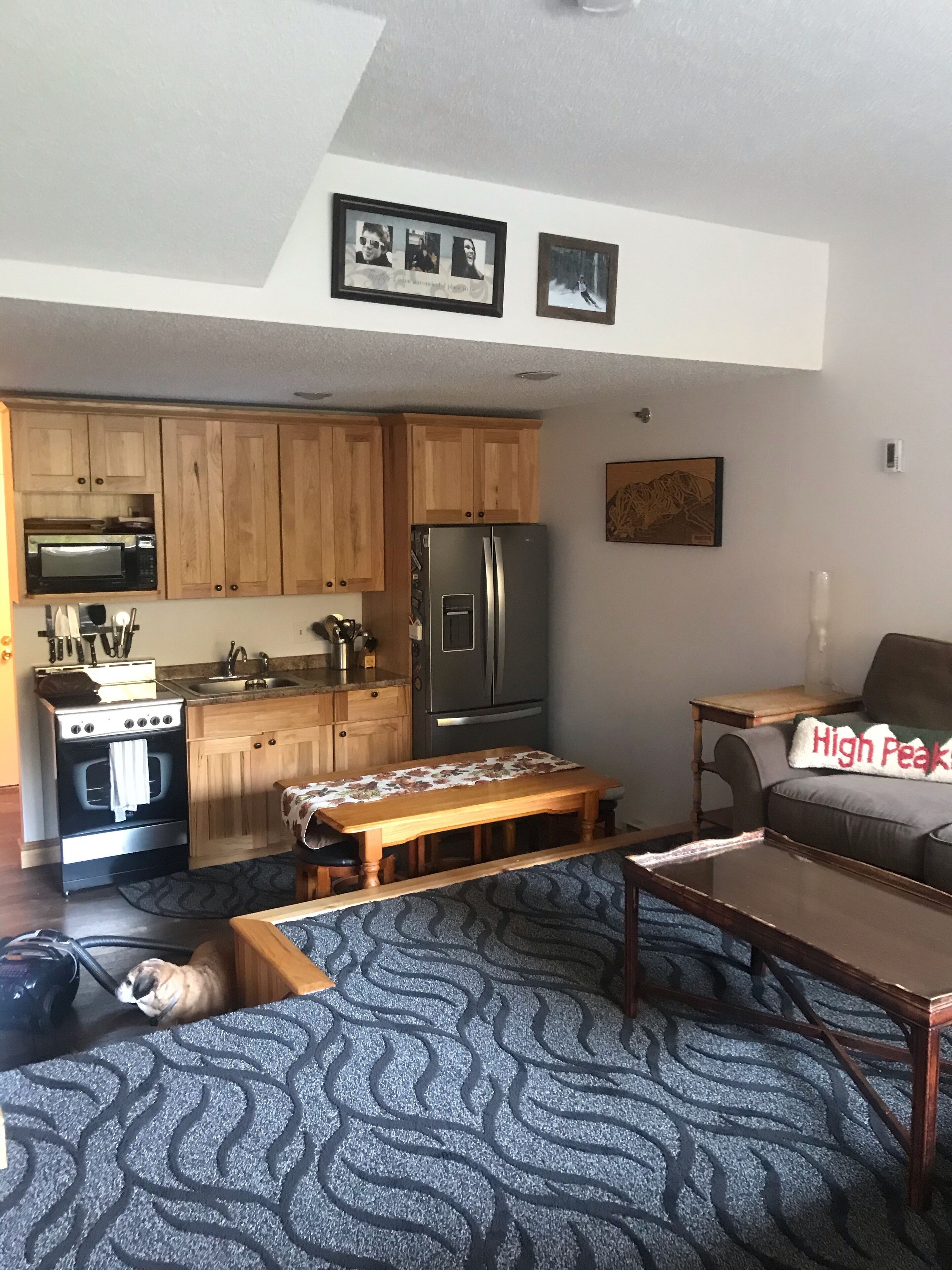 Seriously Slopeside; Ski