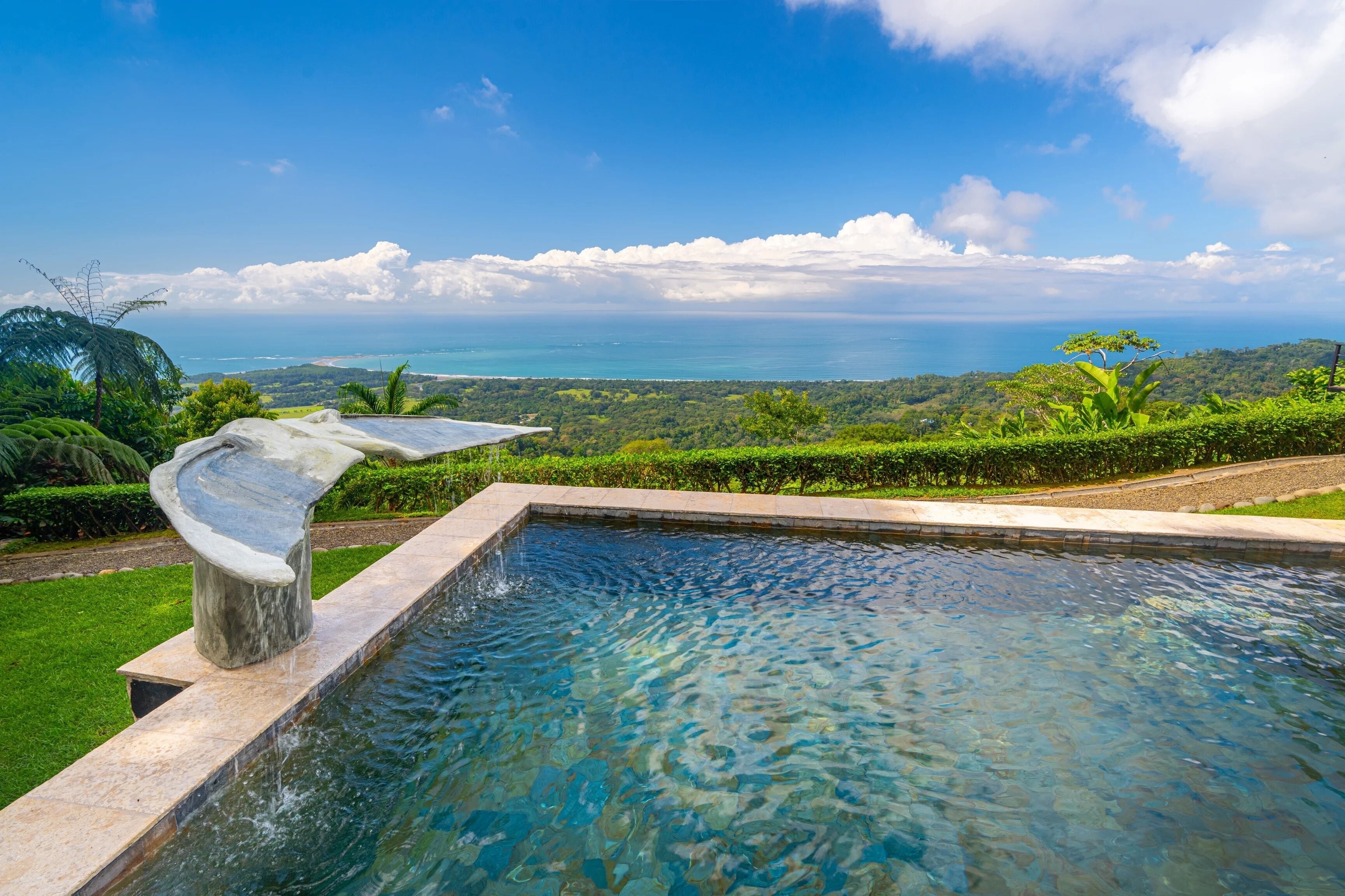Jungle Luxury! Stunning Whale's Tail View! Pool, Outdoor Shower, Etc.! 5-STAR!!