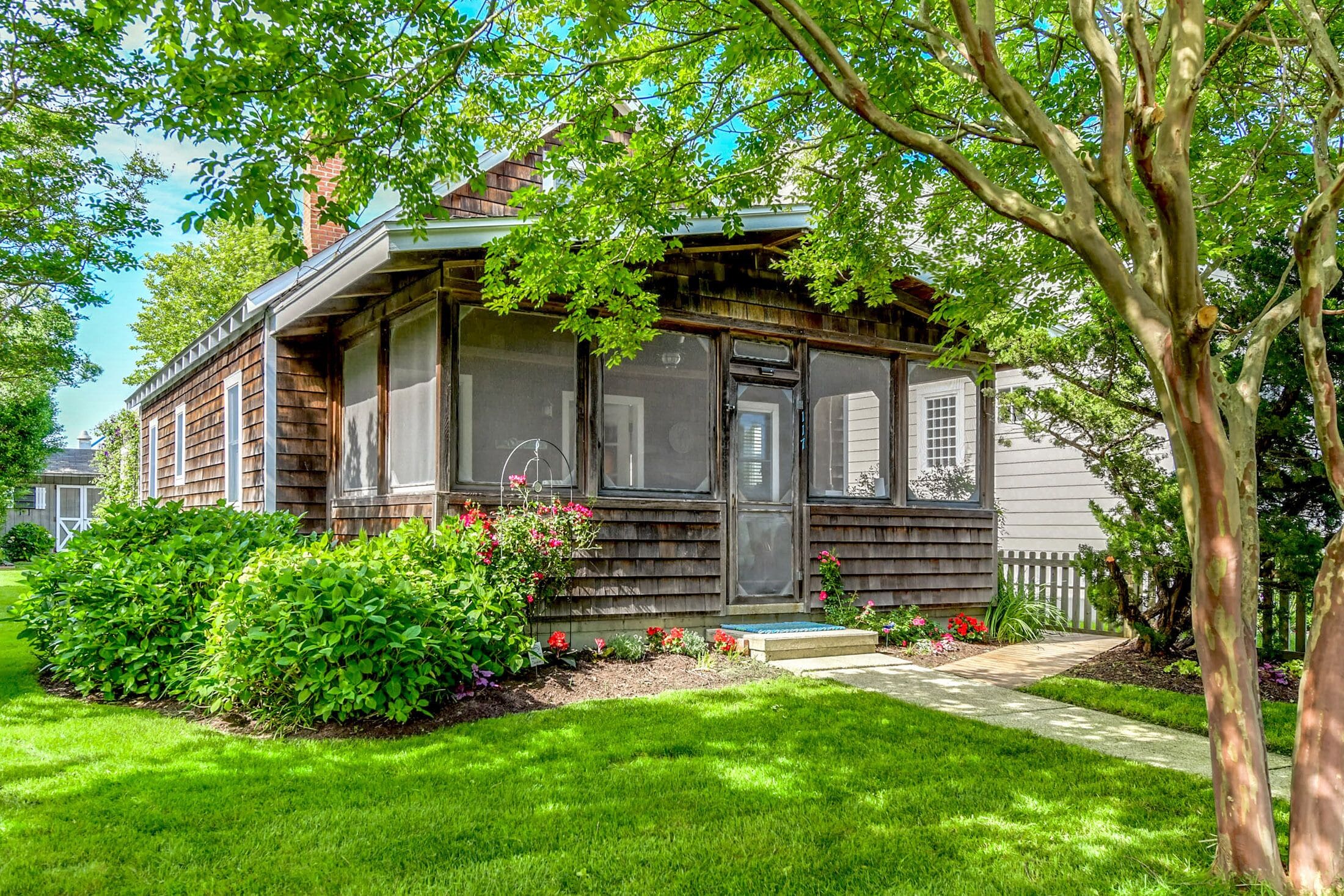 Original Beach Cottage - Completed Renovated Inside