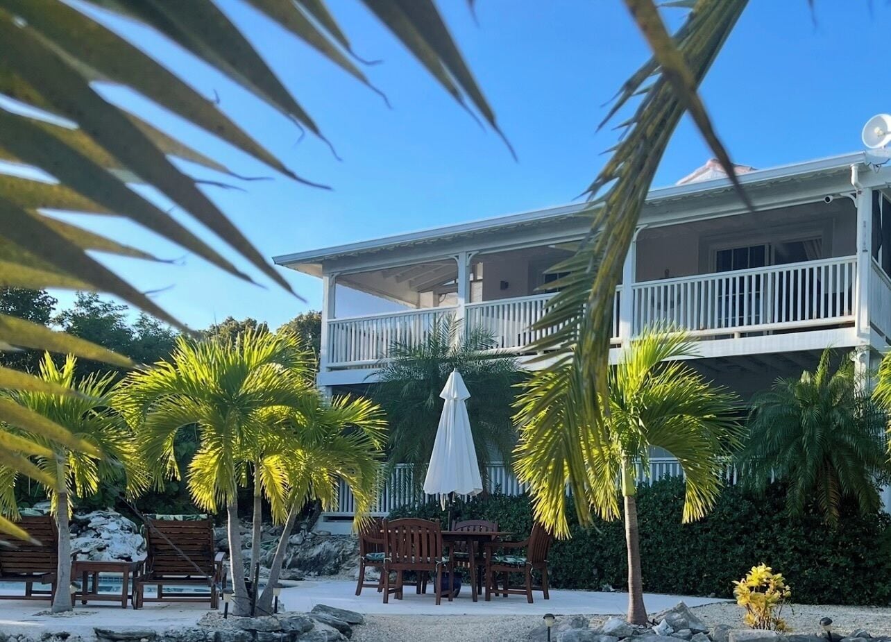 PALM BREEZE VILLA